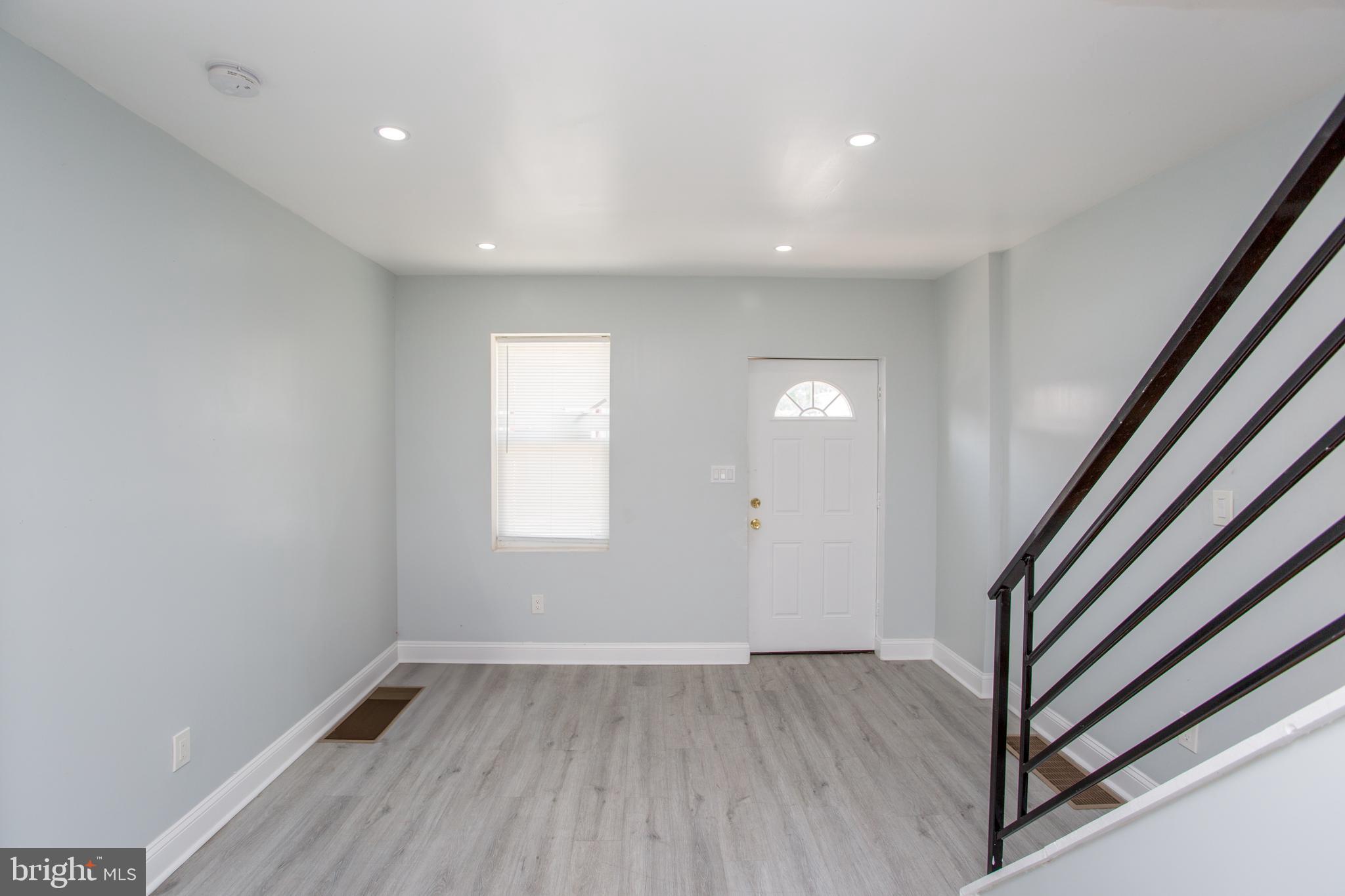 FRANKFORD - Residential