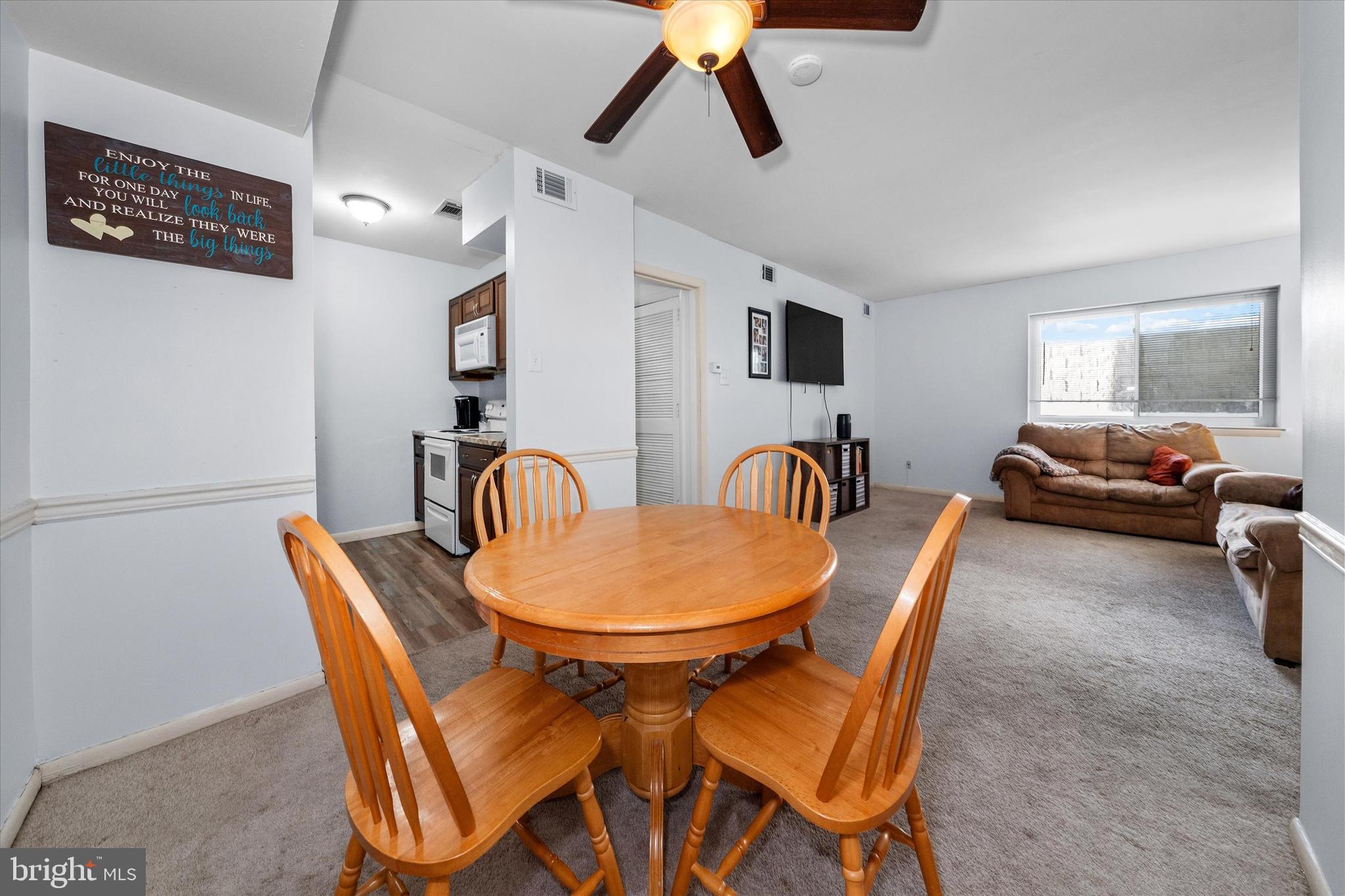 LINDEN GREEN - Residential