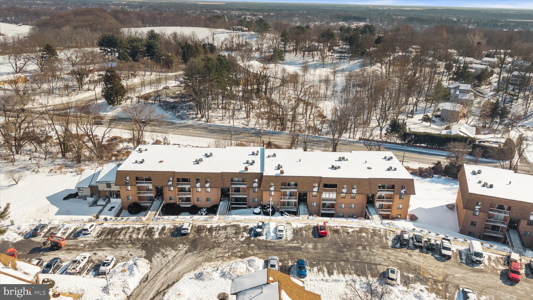 LINDEN GREEN - Residential