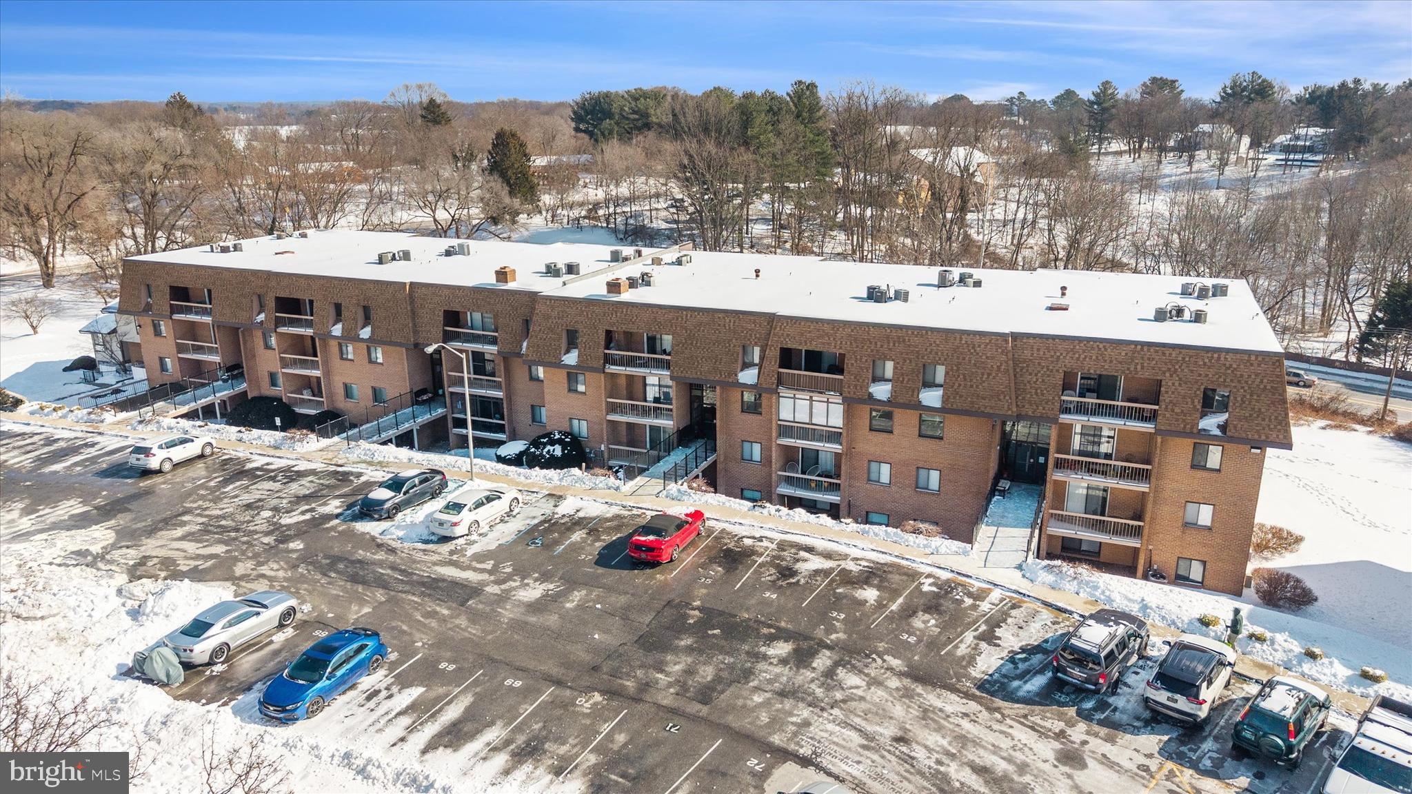 LINDEN GREEN - Residential