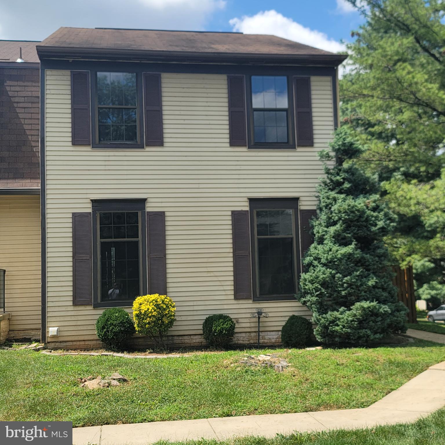 COUNTRYSIDE - Residential