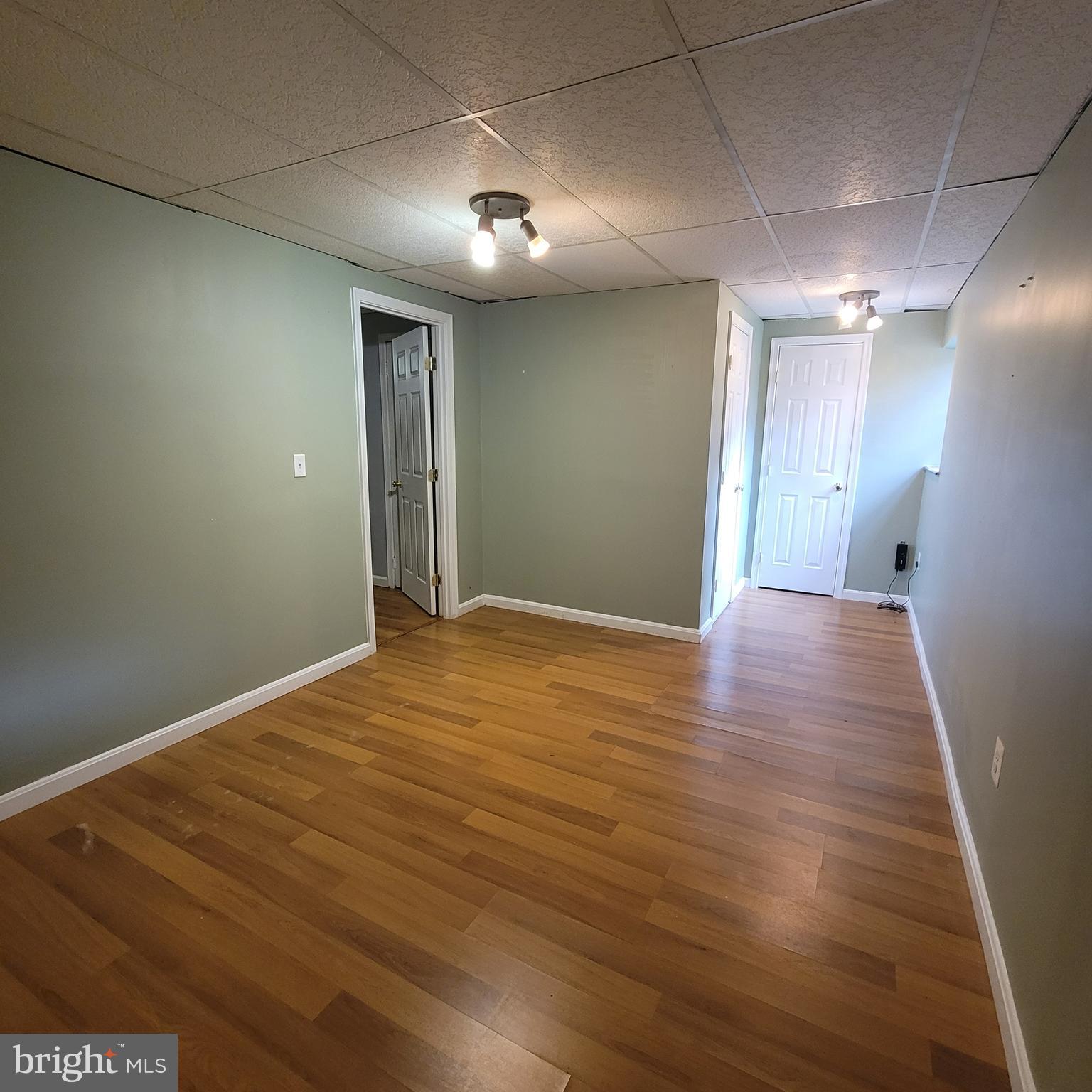 COUNTRYSIDE - Residential