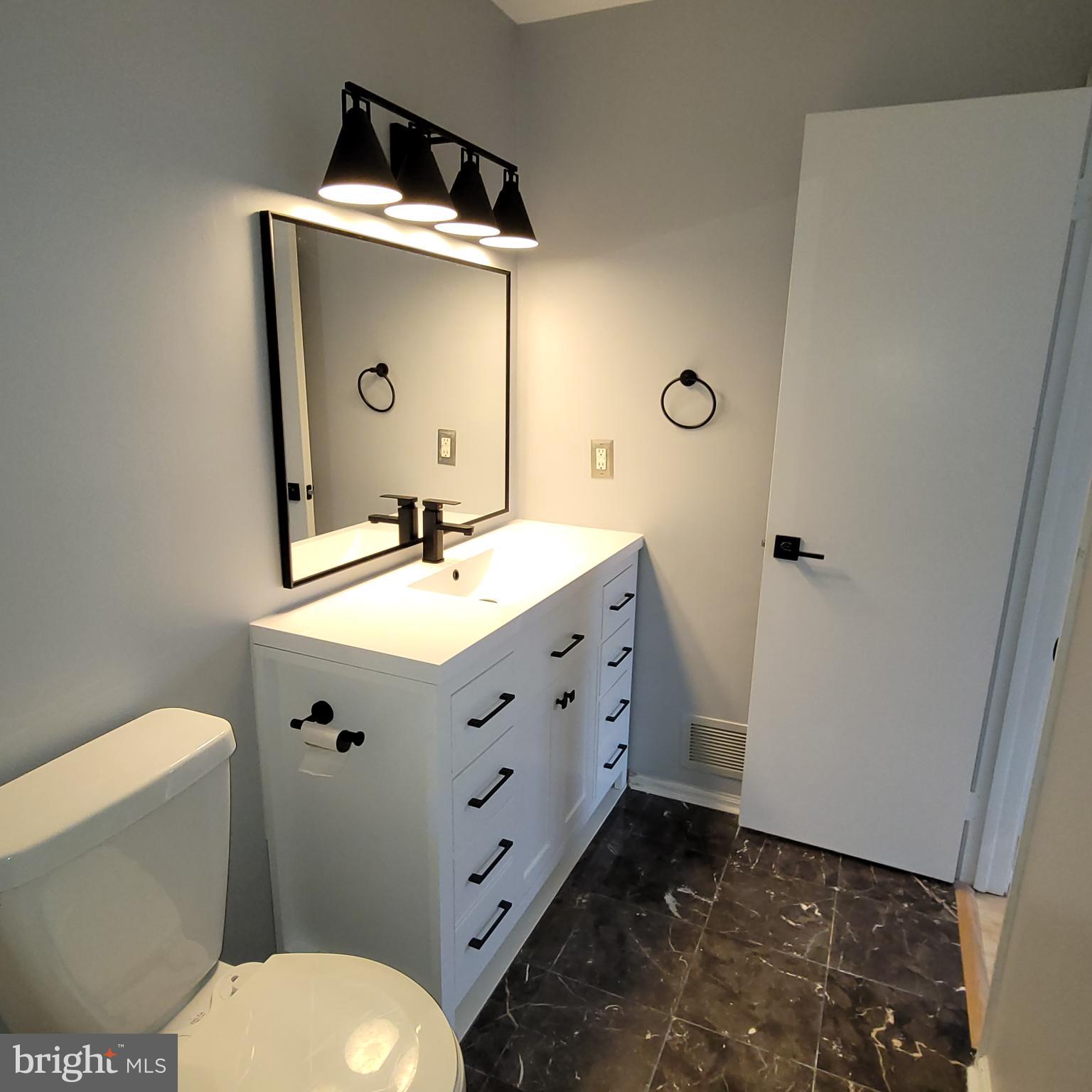 COUNTRYSIDE - Residential