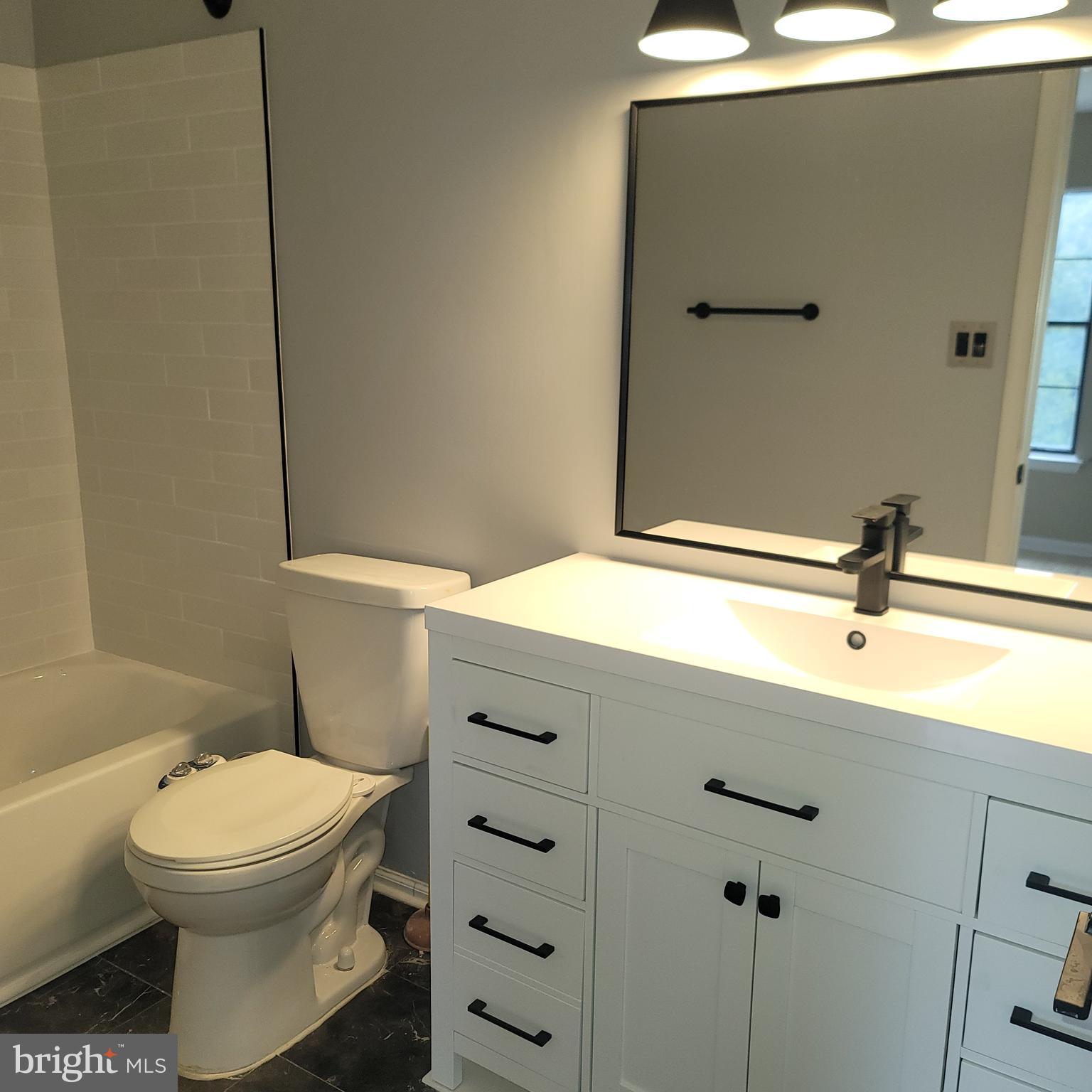 COUNTRYSIDE - Residential