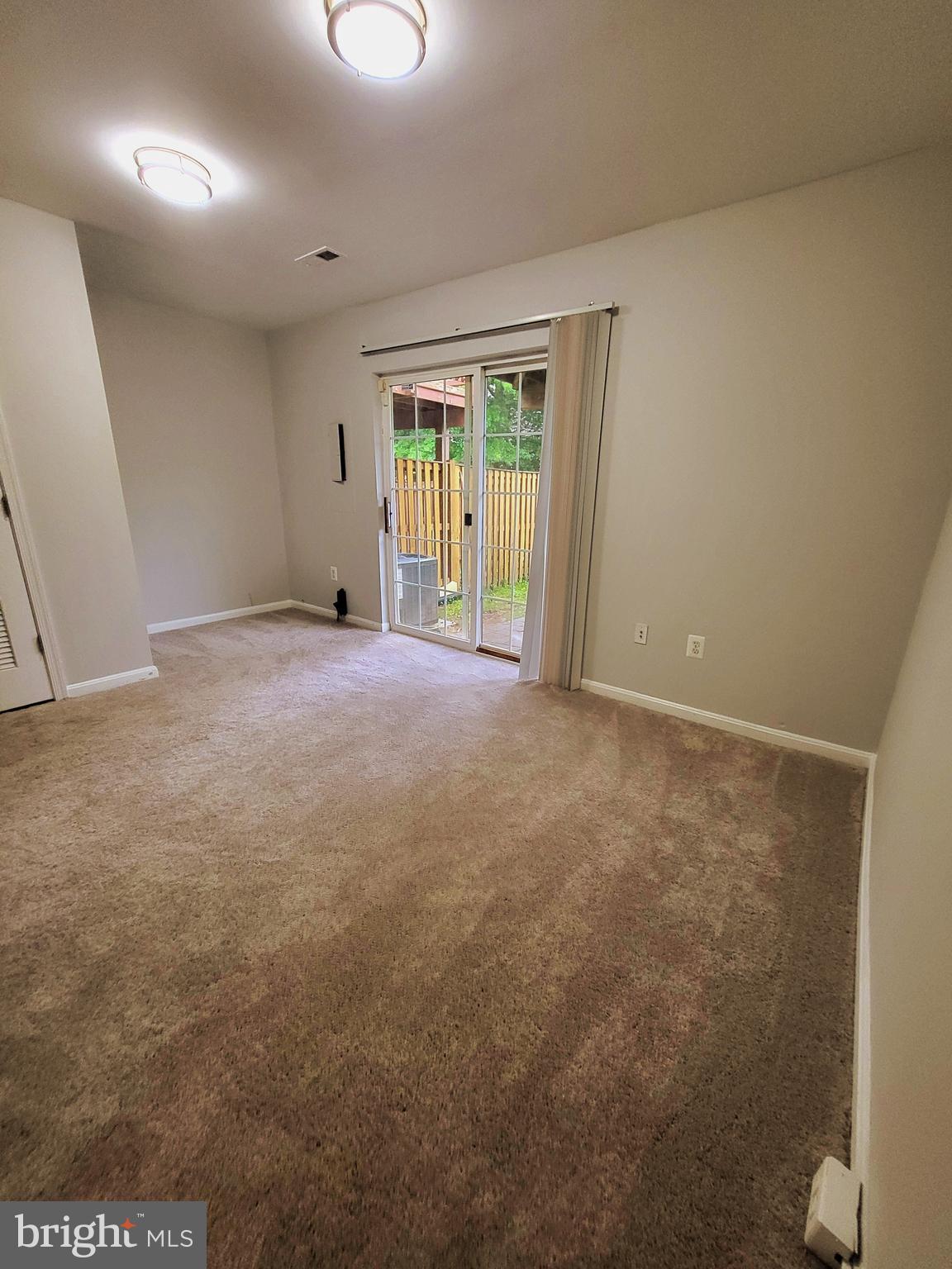 PRINCE WILLIAM COMMONS - Residential Lease