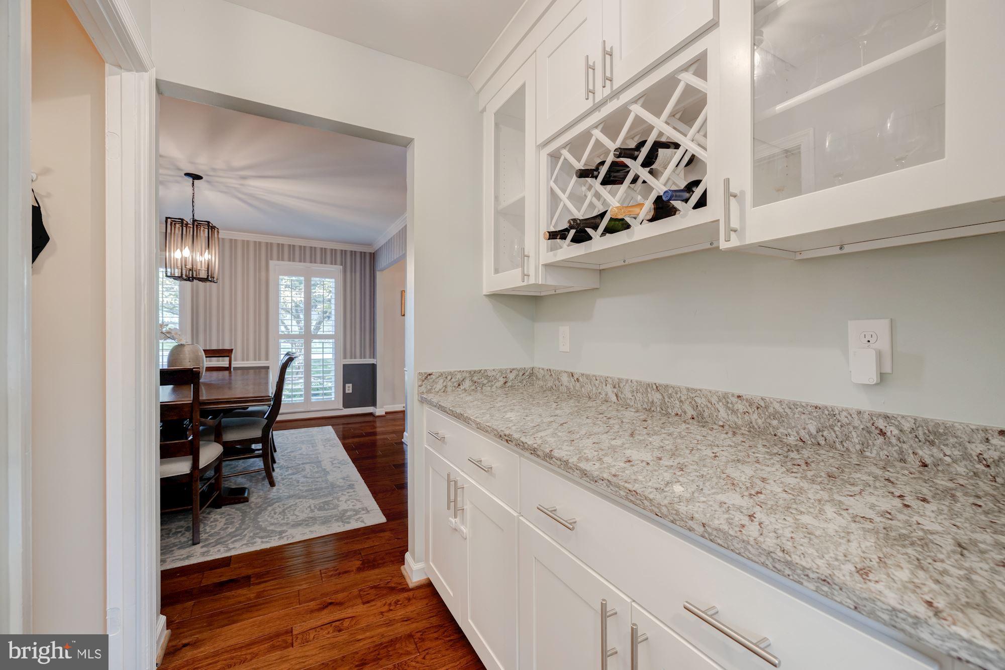 CHAPEL LAKE - Residential