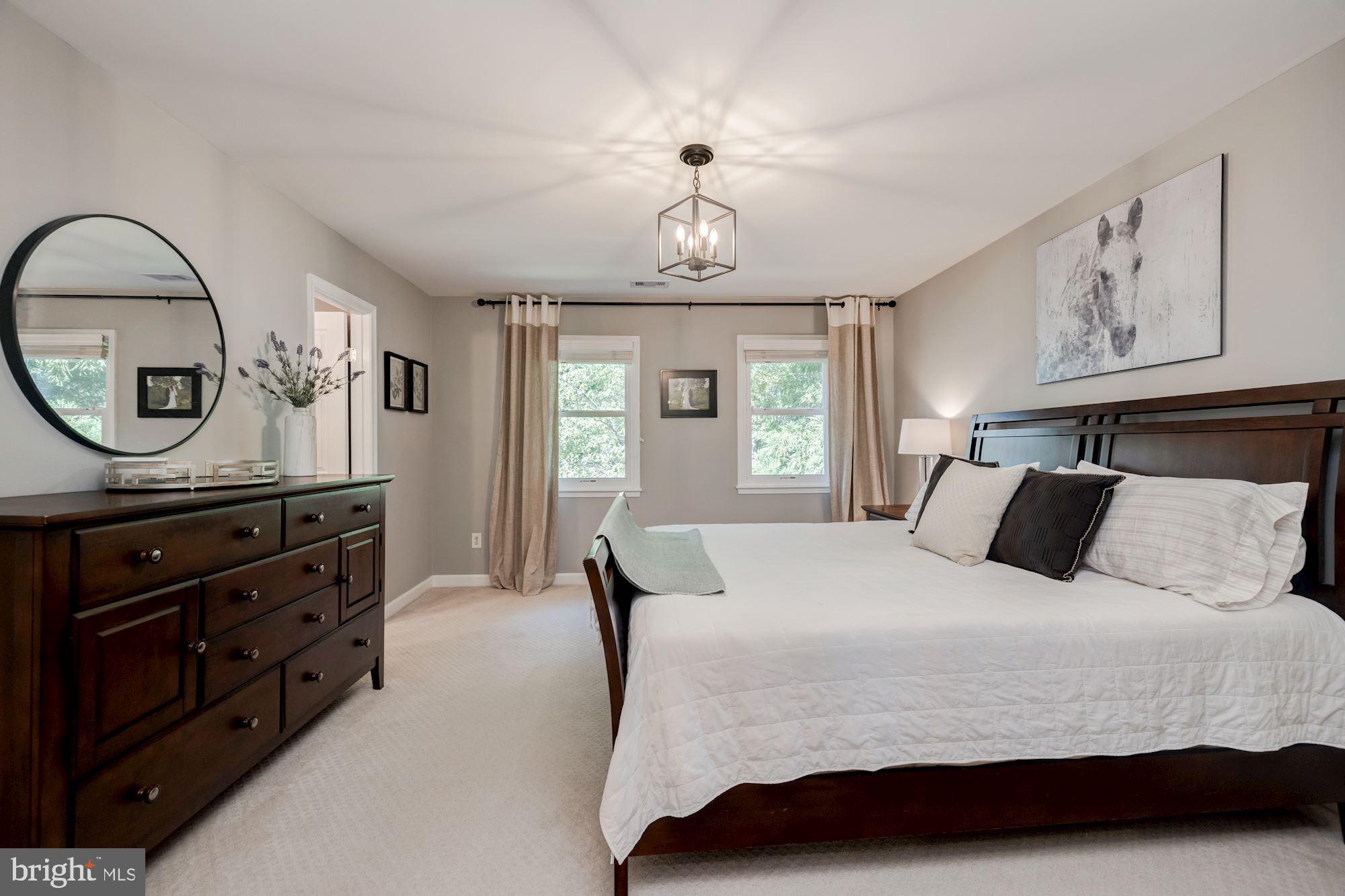 CHAPEL LAKE - Residential