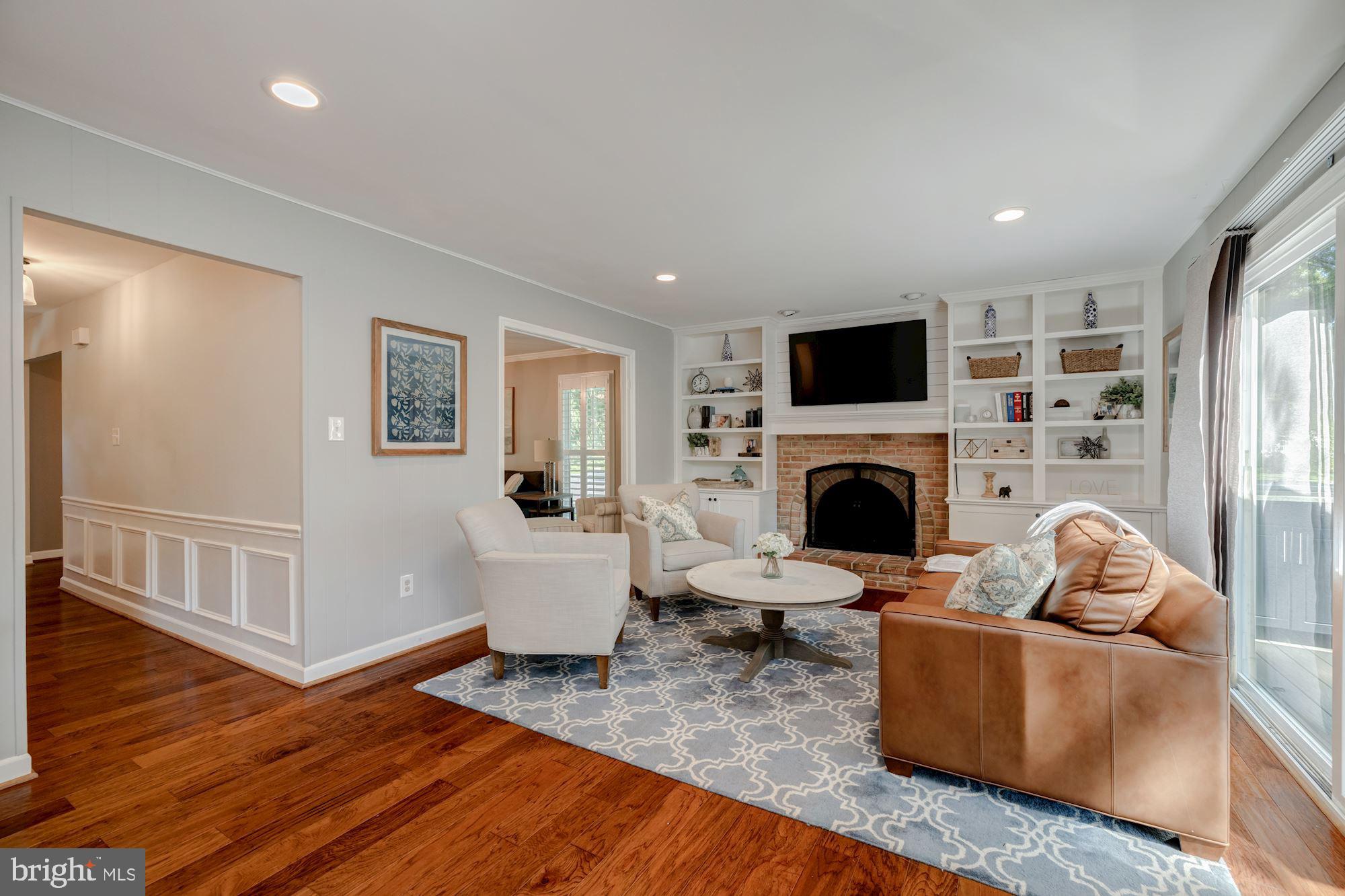 CHAPEL LAKE - Residential