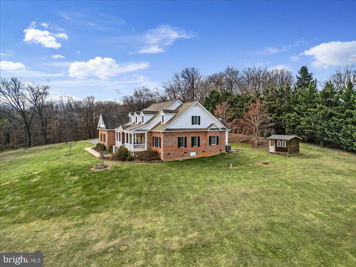 PINE HILL - Residential