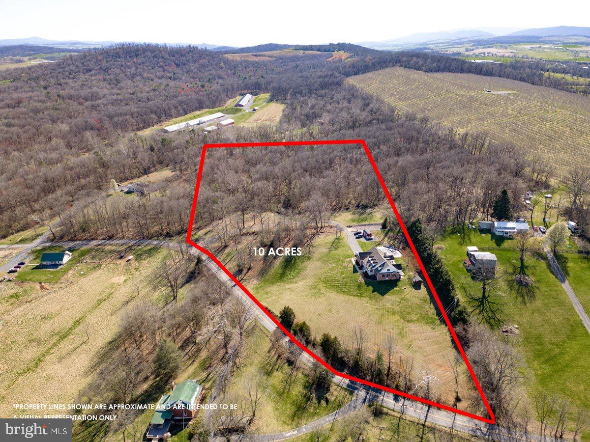 PINE HILL - Residential