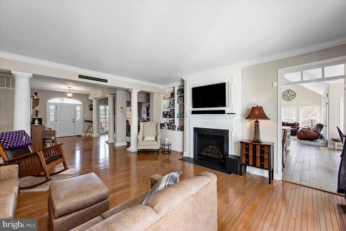 PINE HILL - Residential