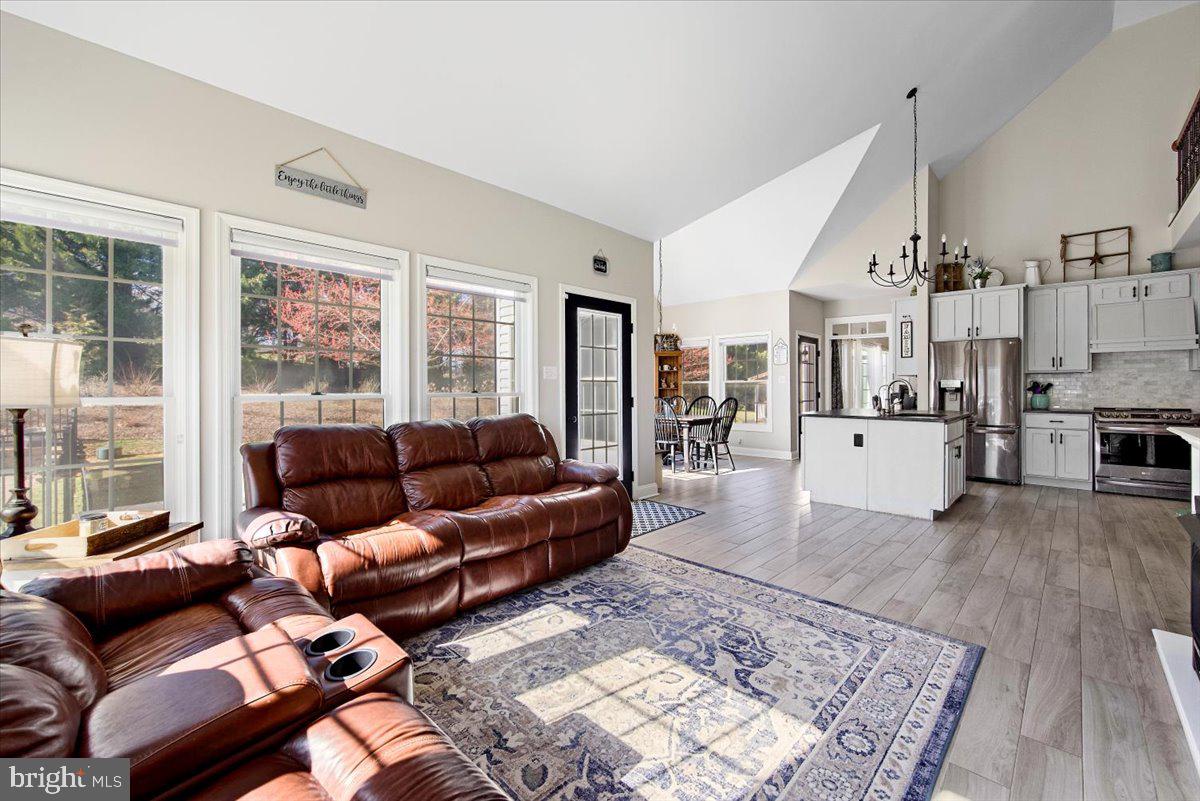 PINE HILL - Residential