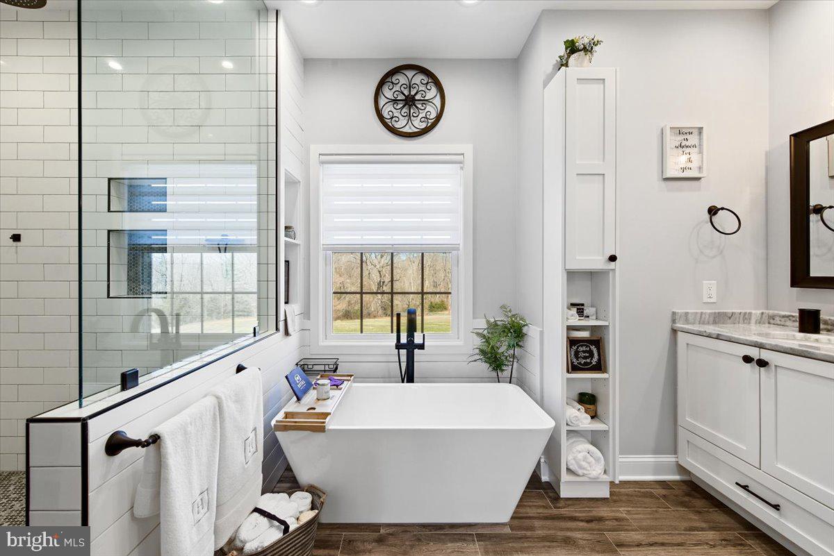 PINE HILL - Residential