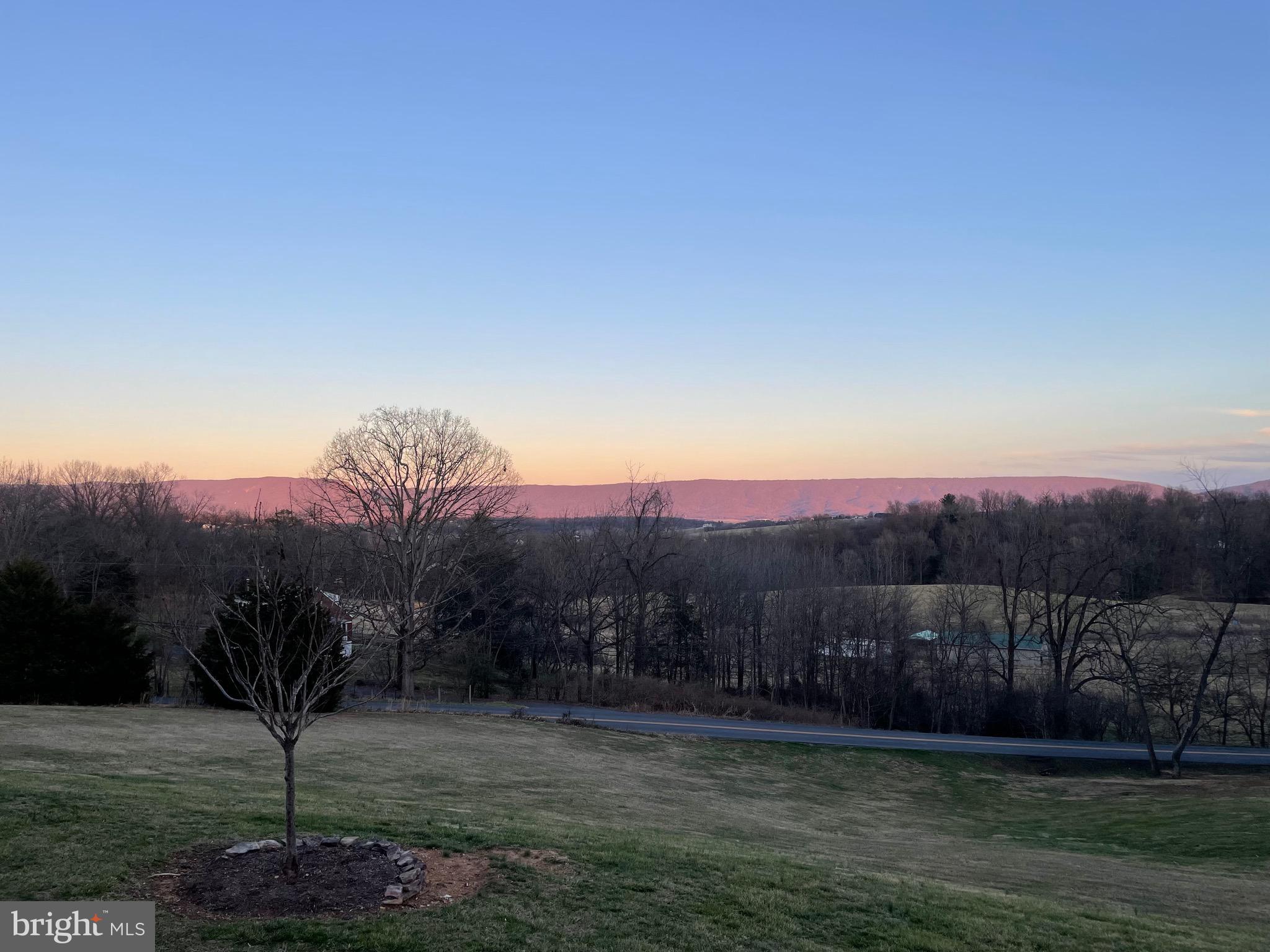 PINE HILL - Residential