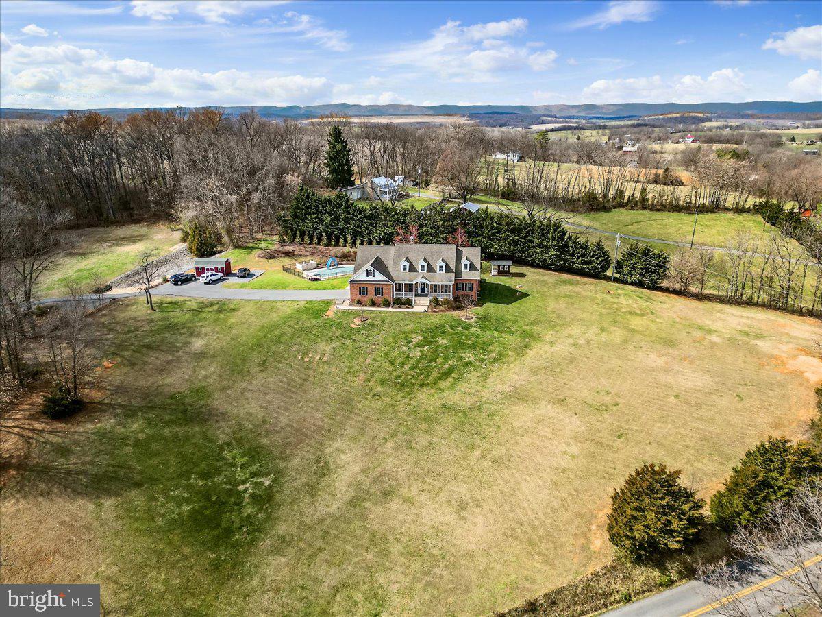 PINE HILL - Residential