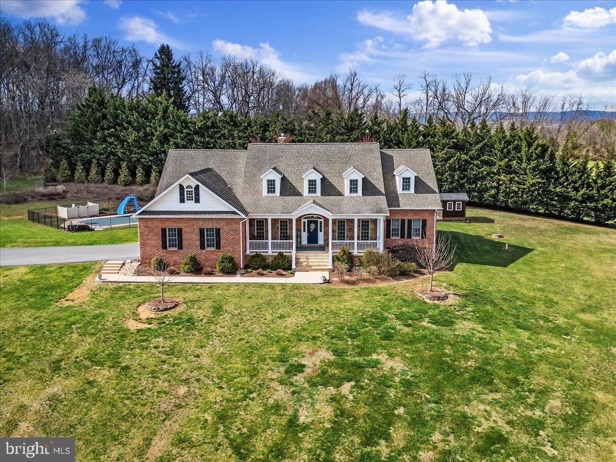 PINE HILL - Residential