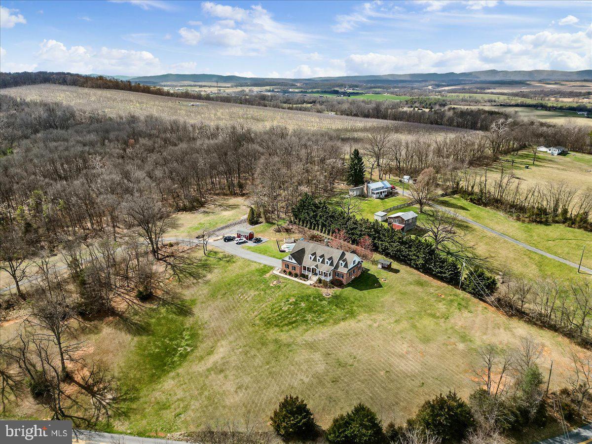 PINE HILL - Residential