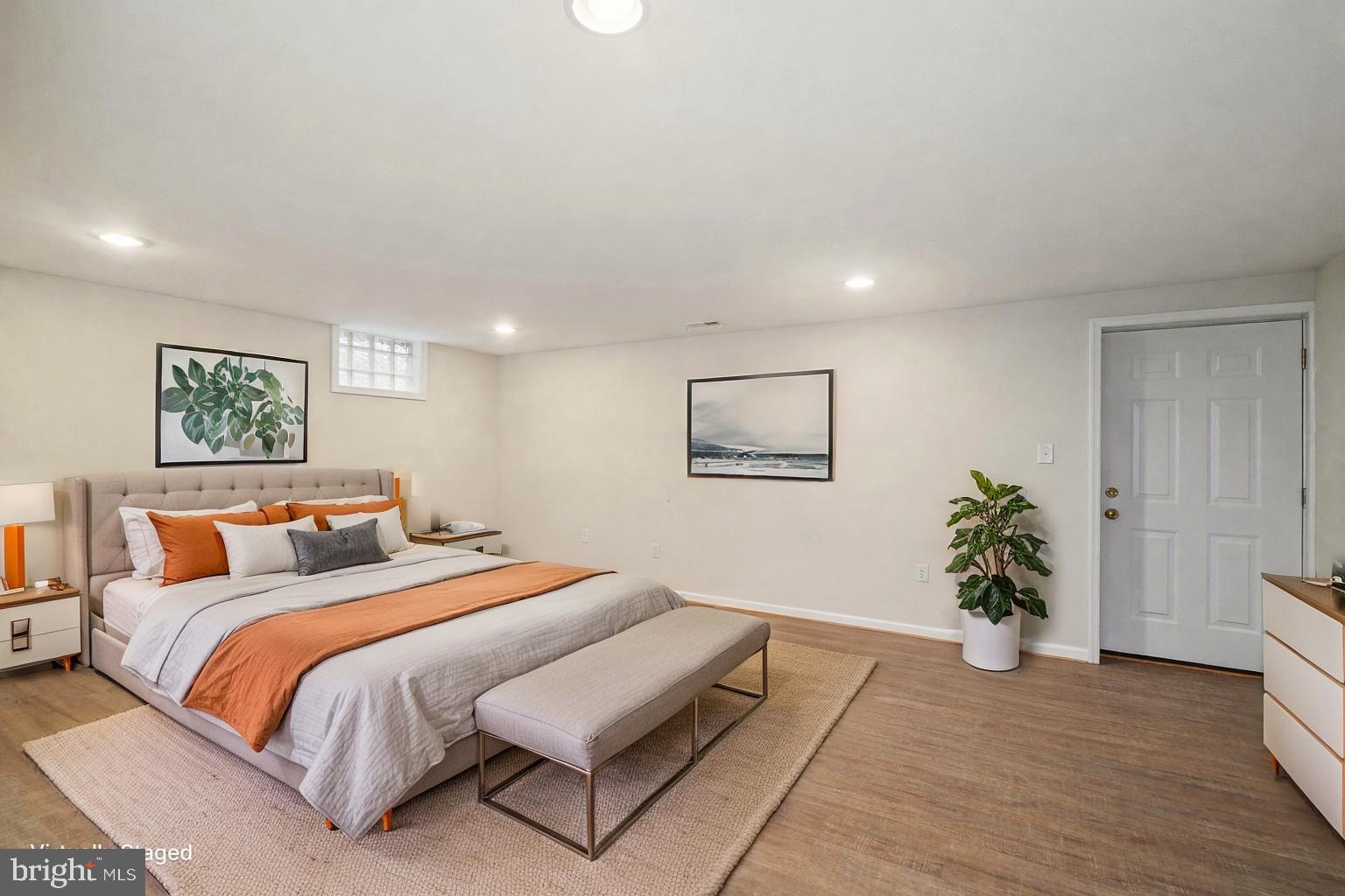 RIVIERA BEACH - Residential