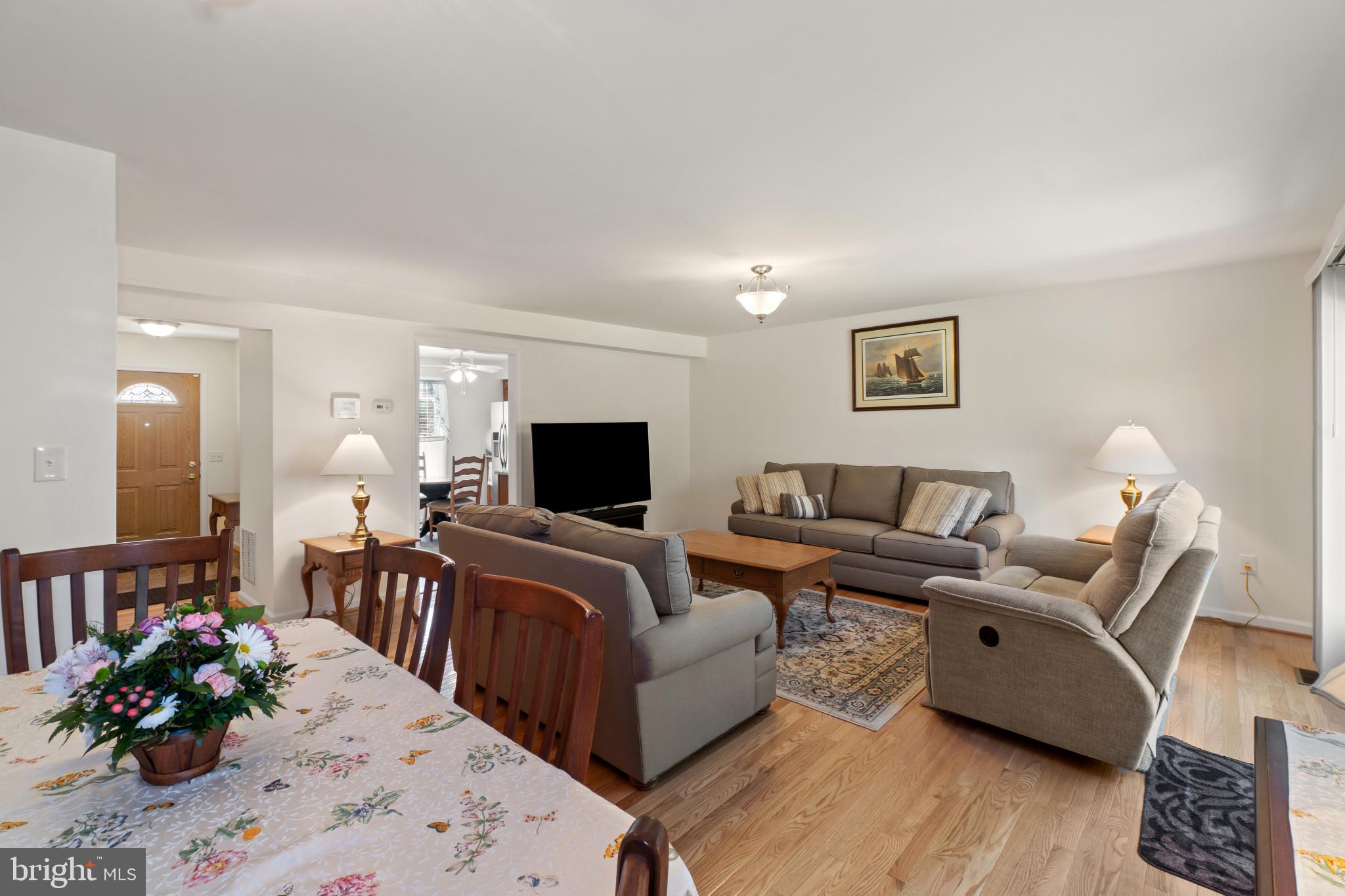 RIVIERA BEACH - Residential