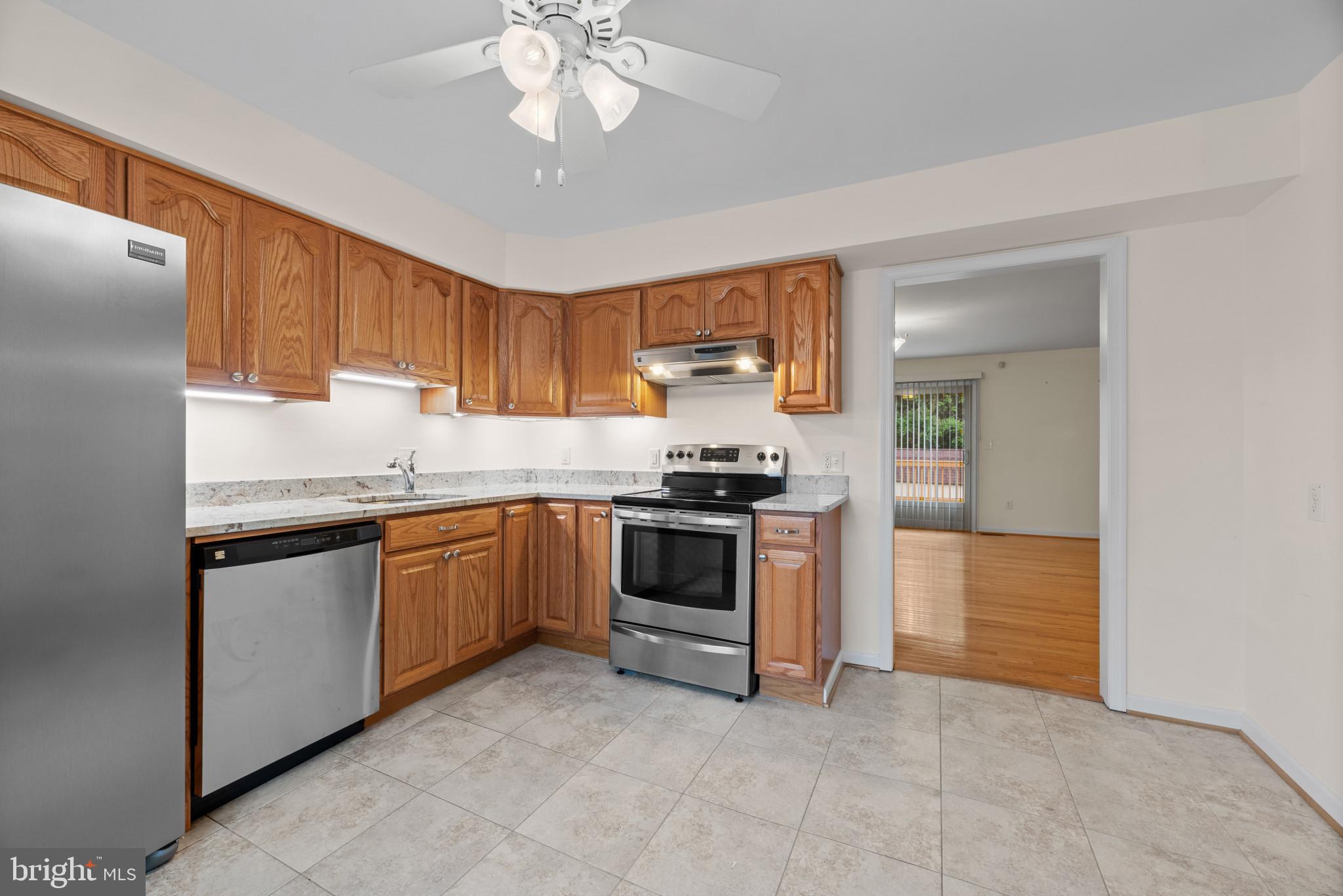 RIVIERA BEACH - Residential