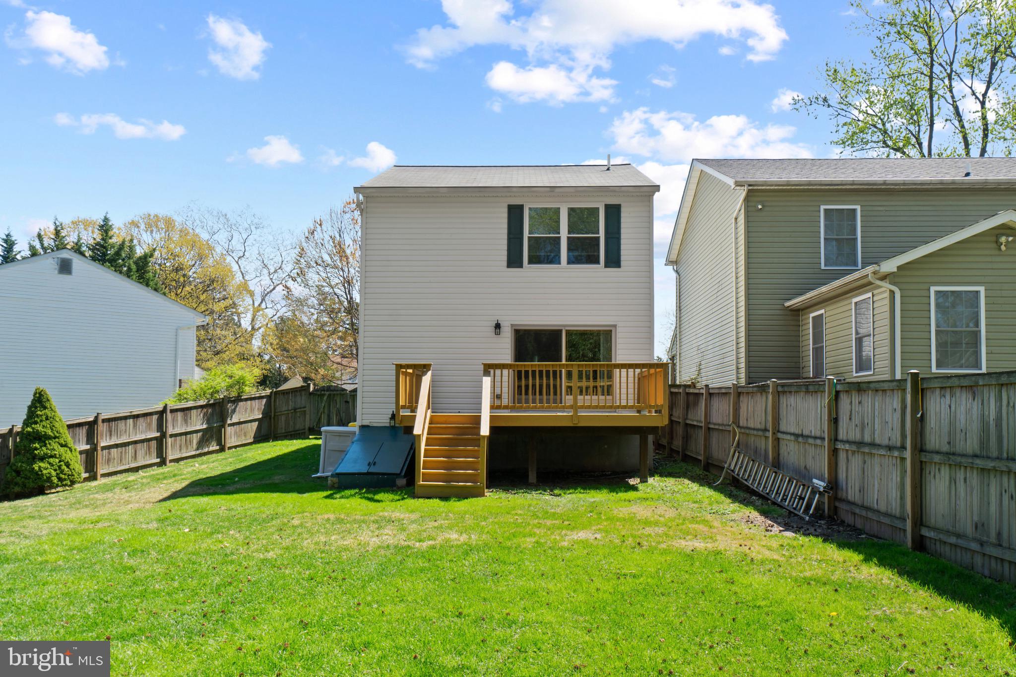 RIVIERA BEACH - Residential