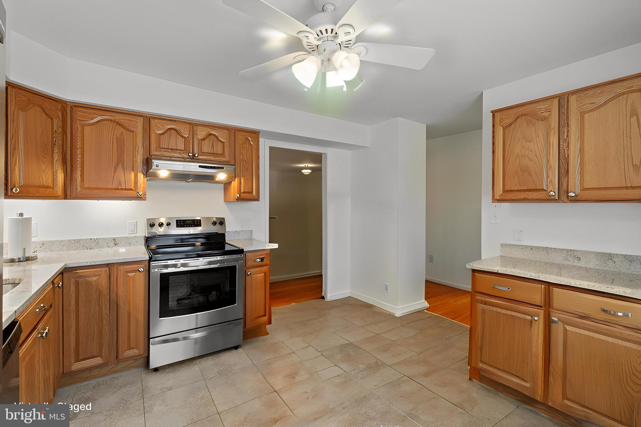 RIVIERA BEACH - Residential