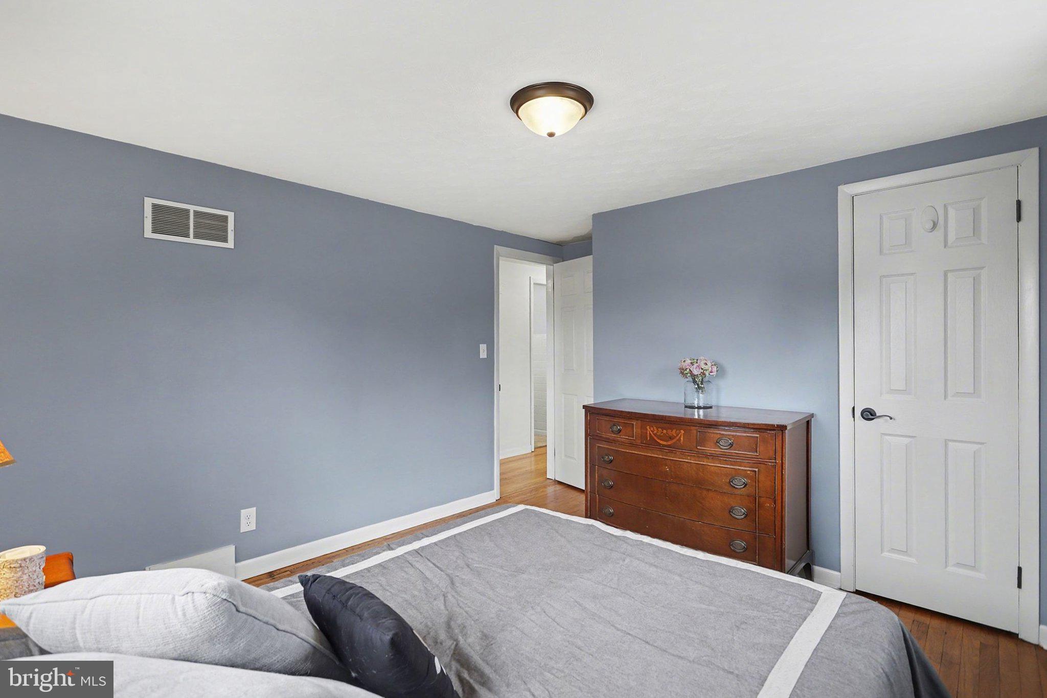 SHREWSBURY - Residential