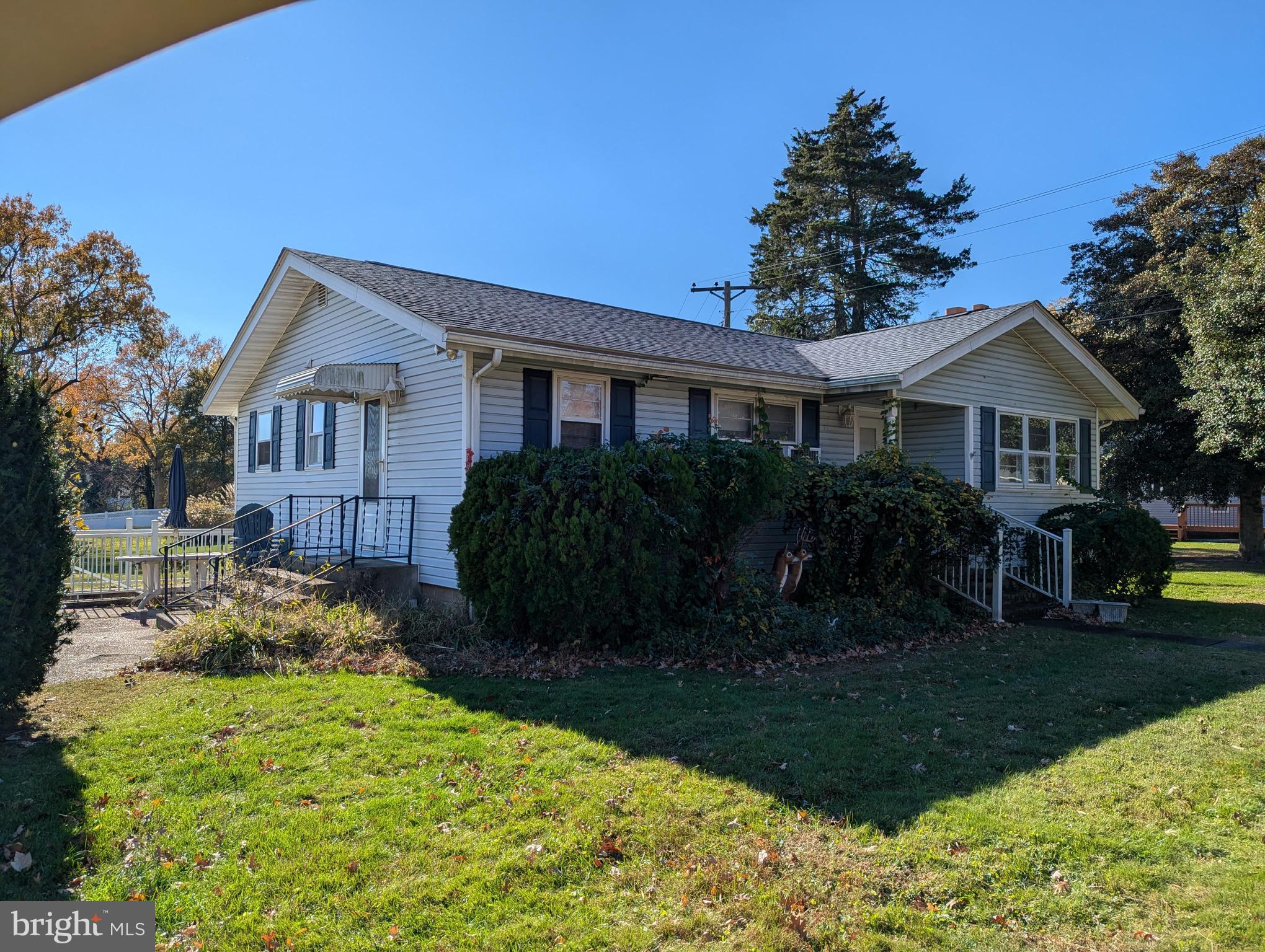 BOWLEYS QUARTERS - Residential