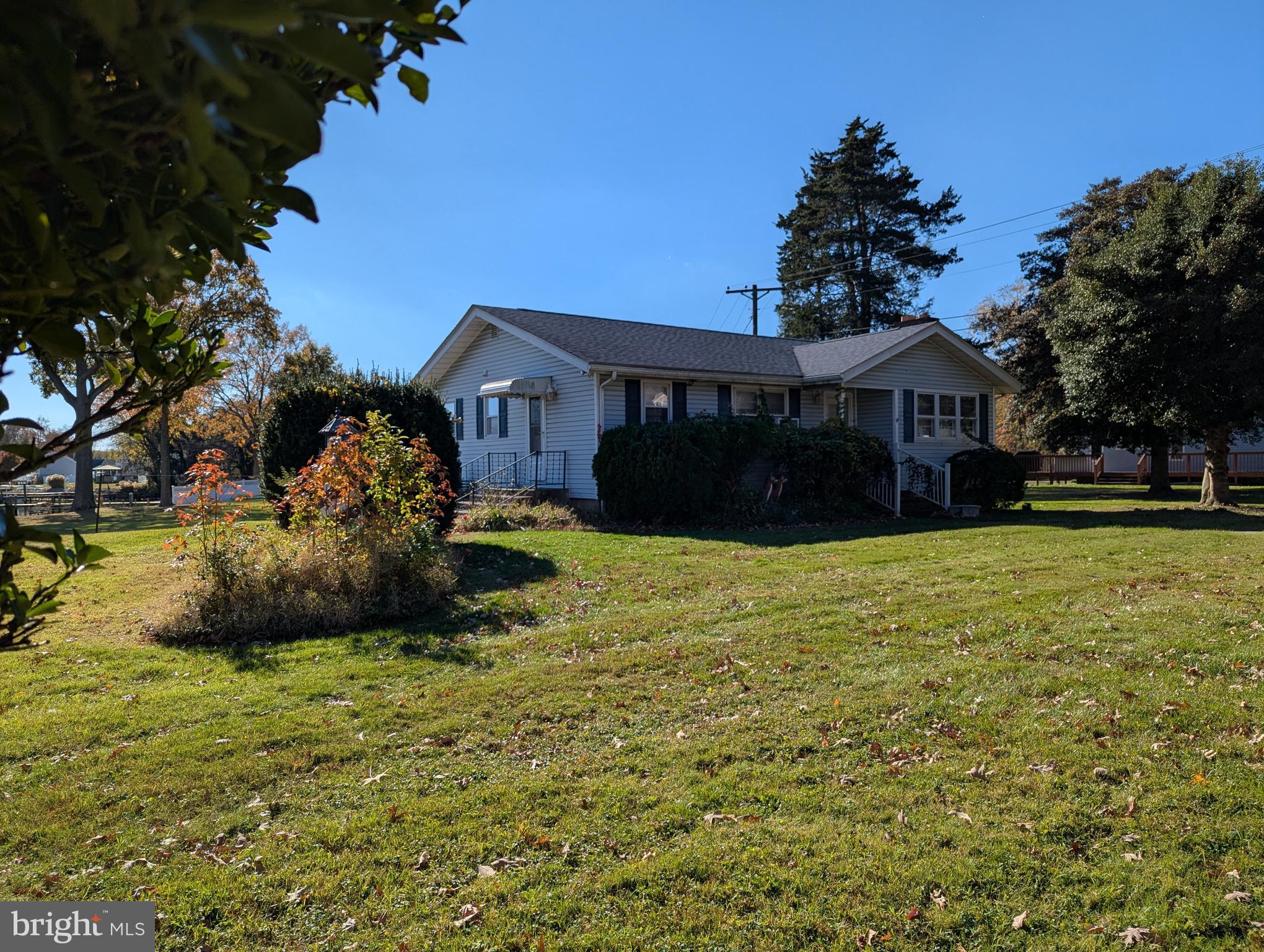 BOWLEYS QUARTERS - Residential