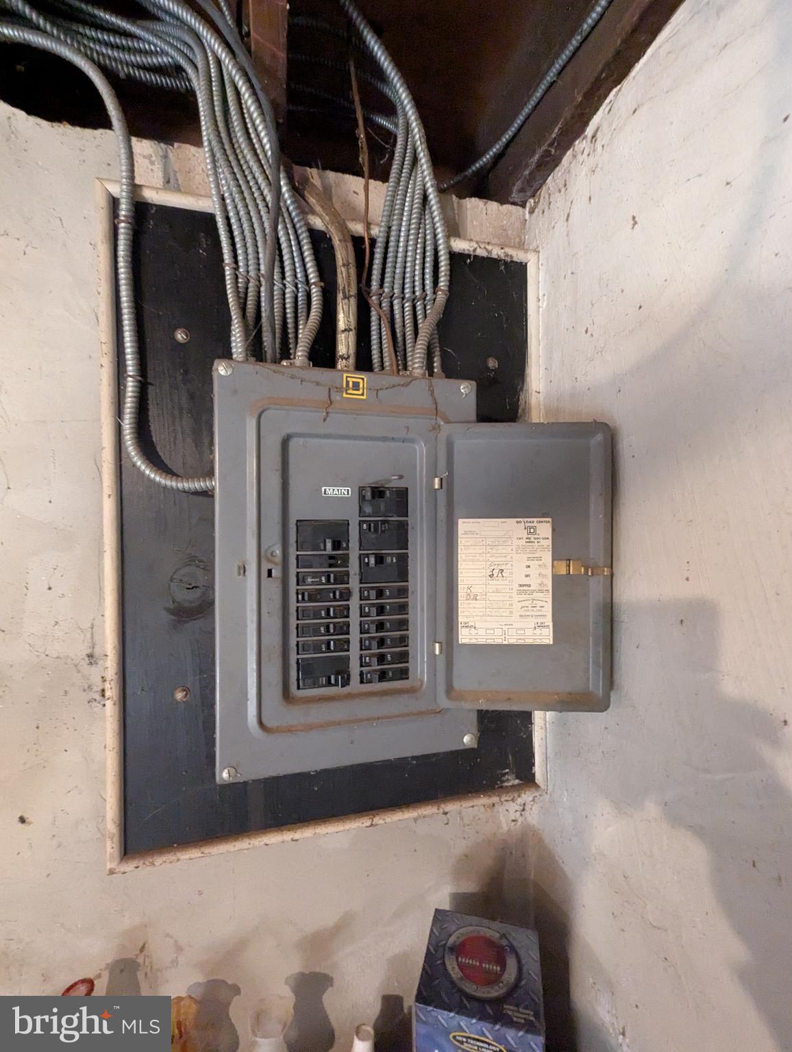 BOWLEYS QUARTERS - Residential