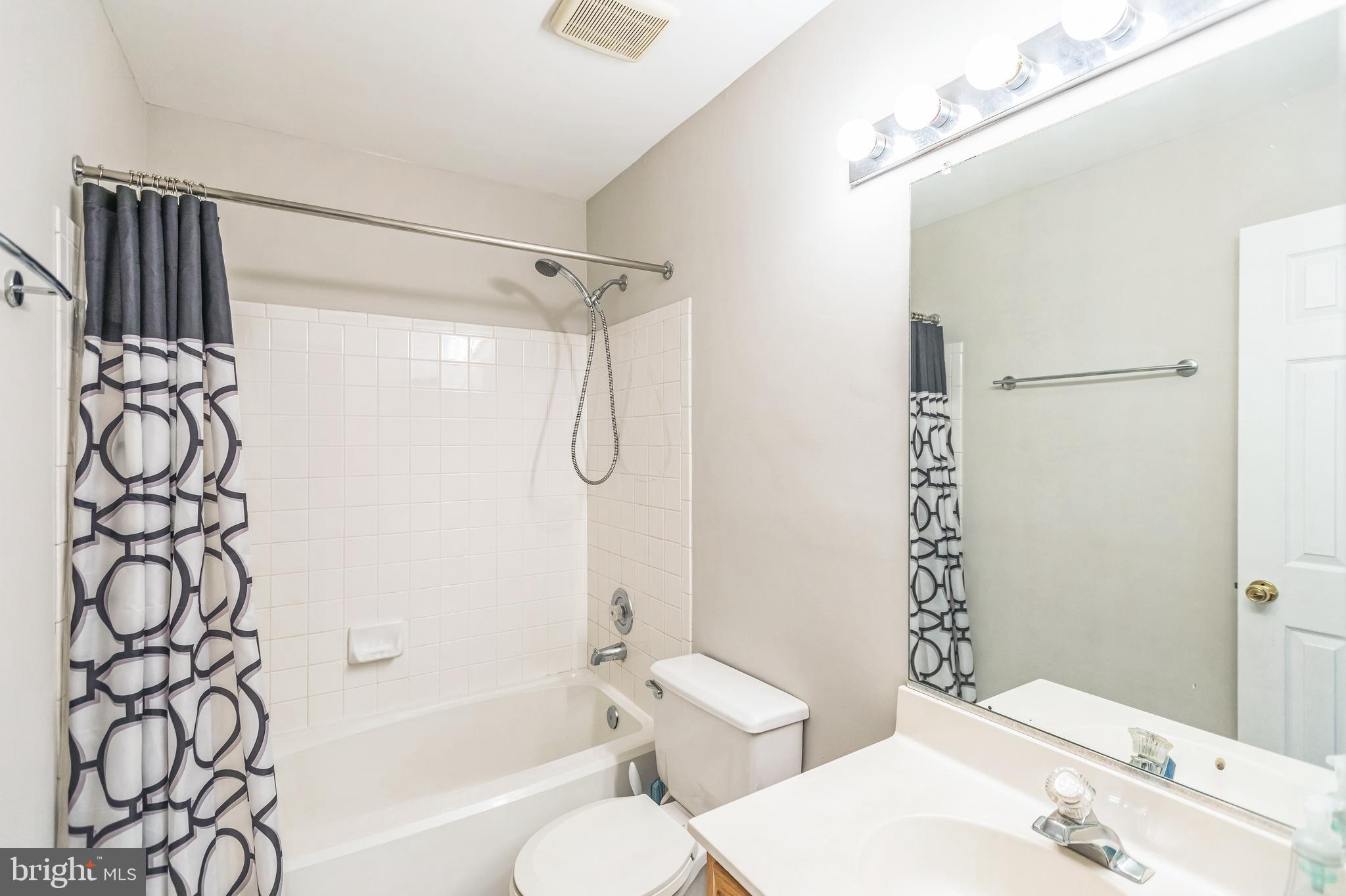 CLINTON VIEW 02 - Residential