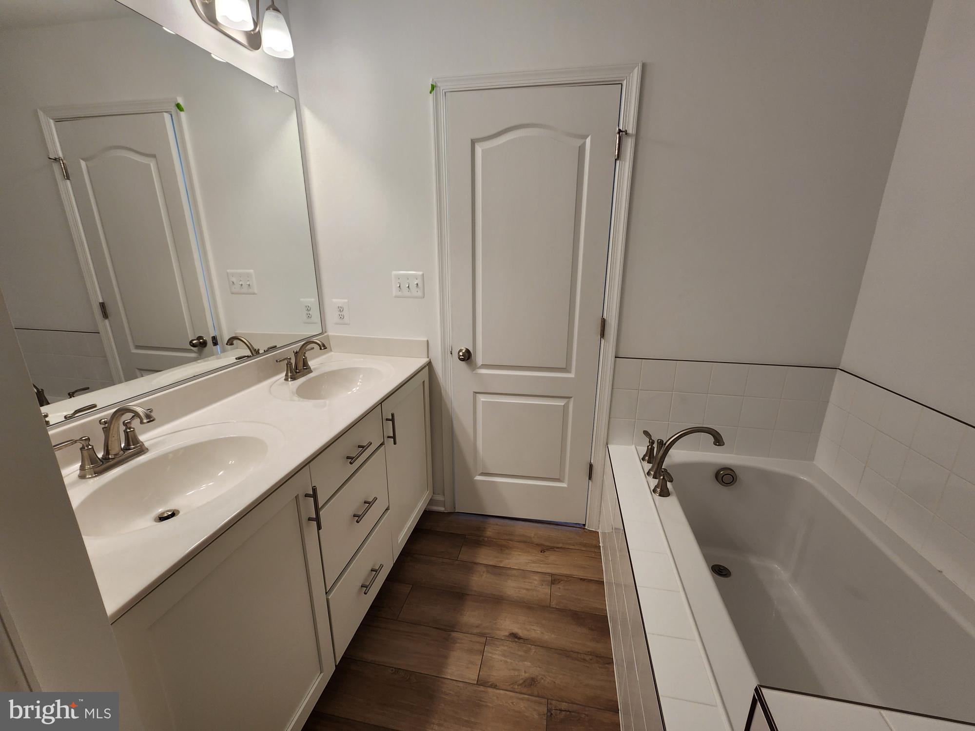 MARTINSBURG STATION - Residential Lease