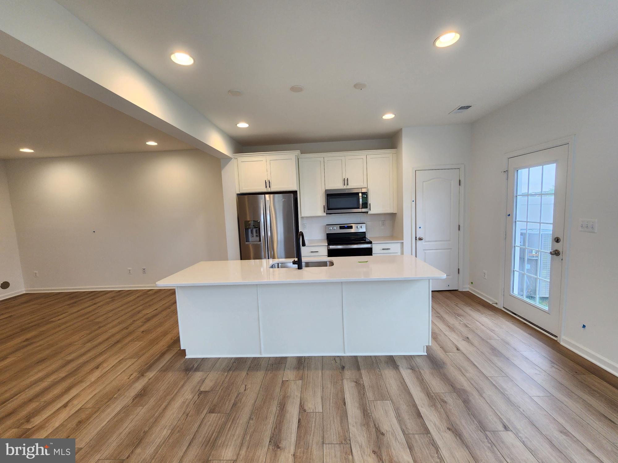 MARTINSBURG STATION - Residential Lease