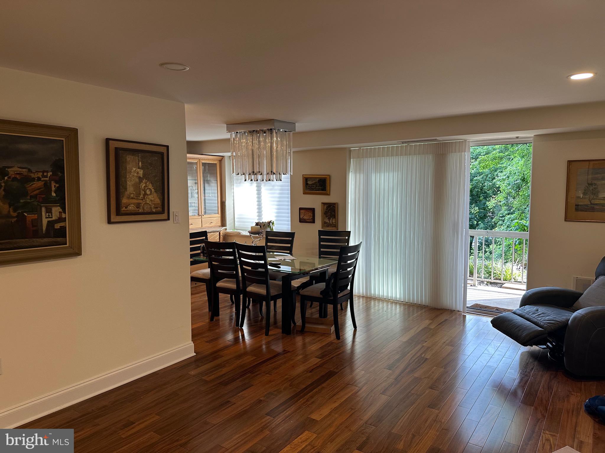 OAK HILL - Residential Lease