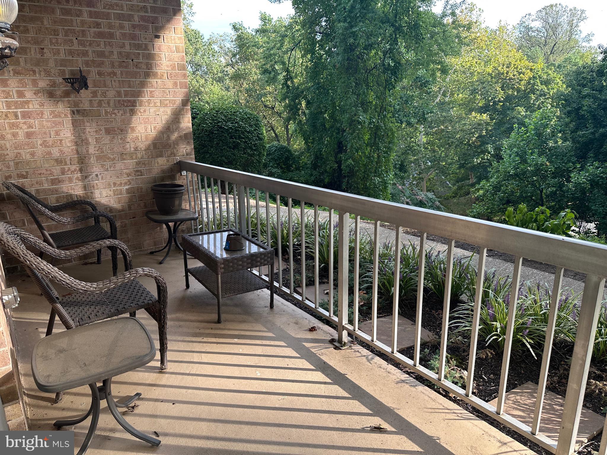 OAK HILL - Residential Lease