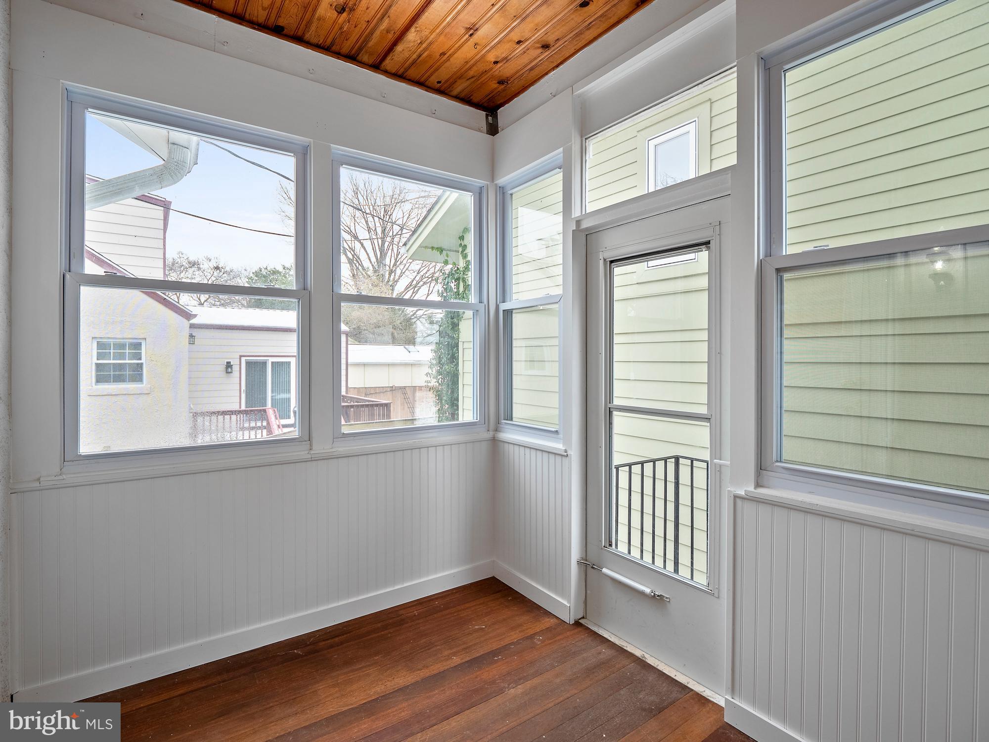 MOUNT VERNON PARK - Residential