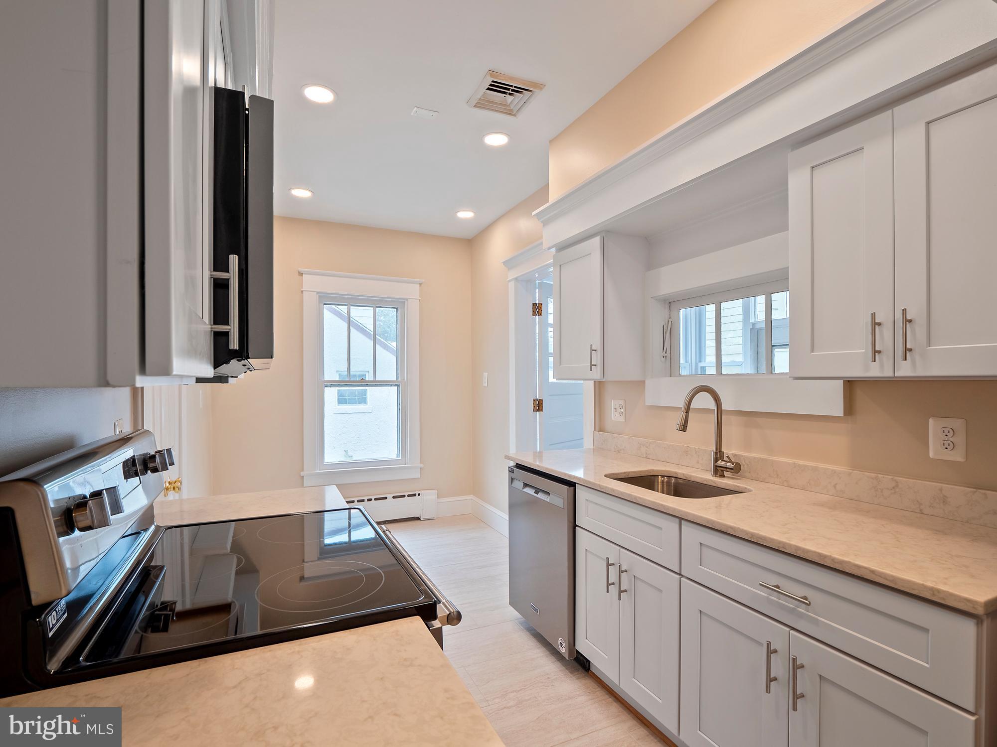 MOUNT VERNON PARK - Residential