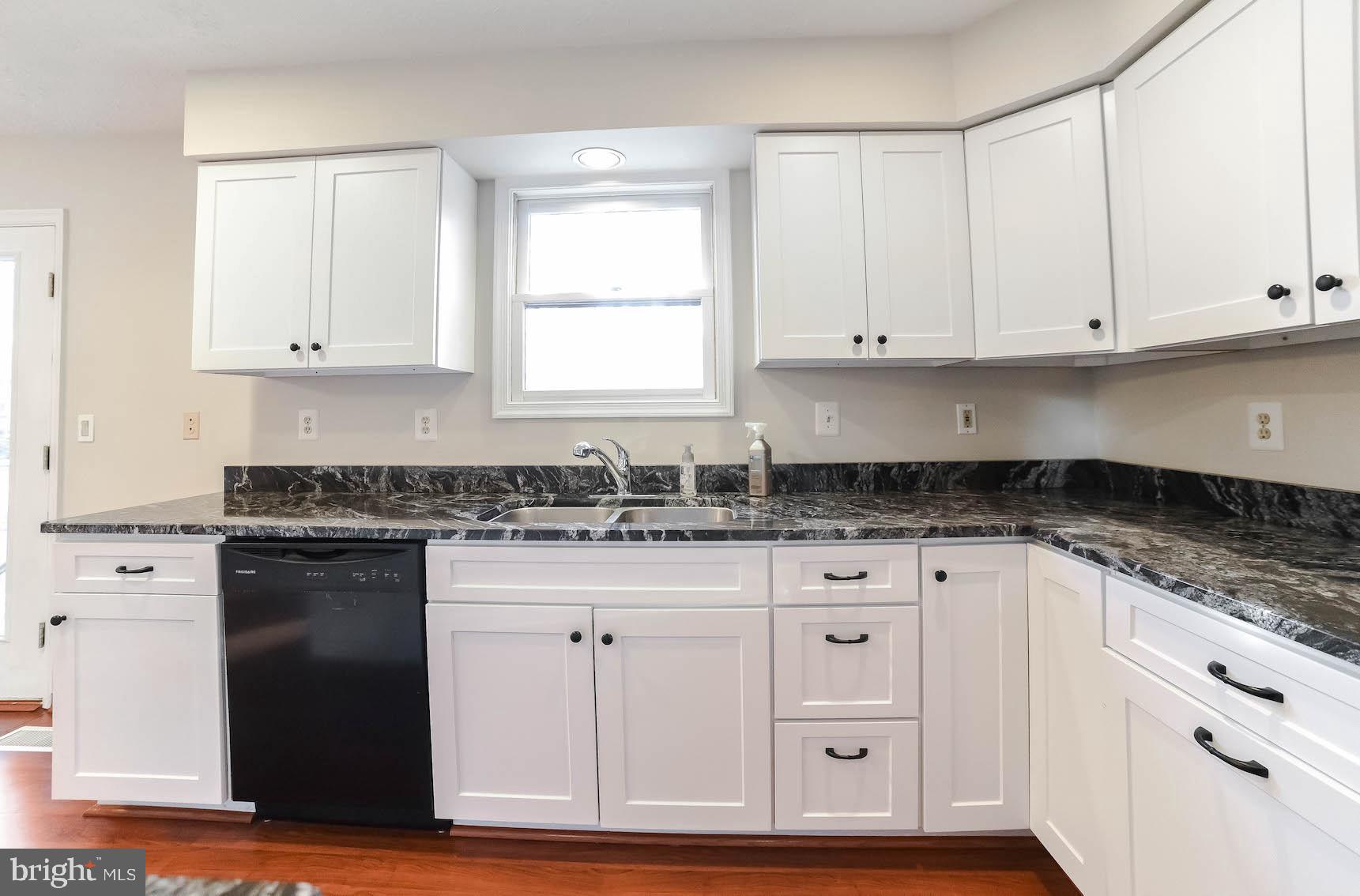 DRUM CLIFFS - Residential