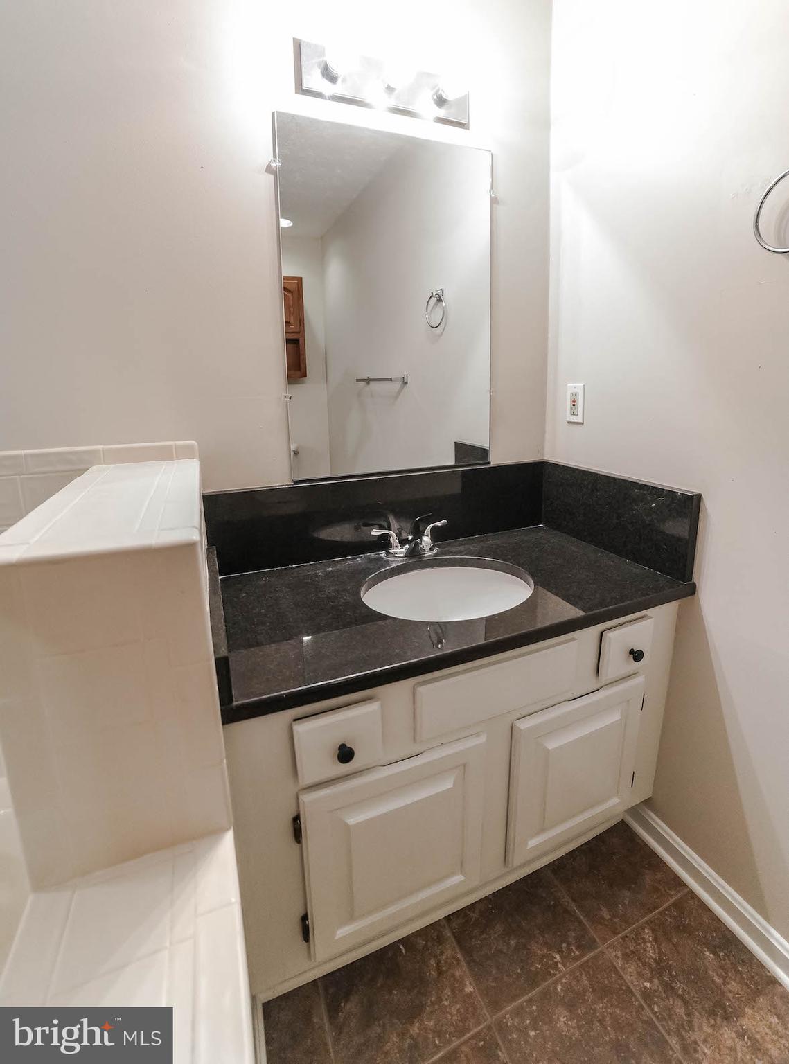 DRUM CLIFFS - Residential