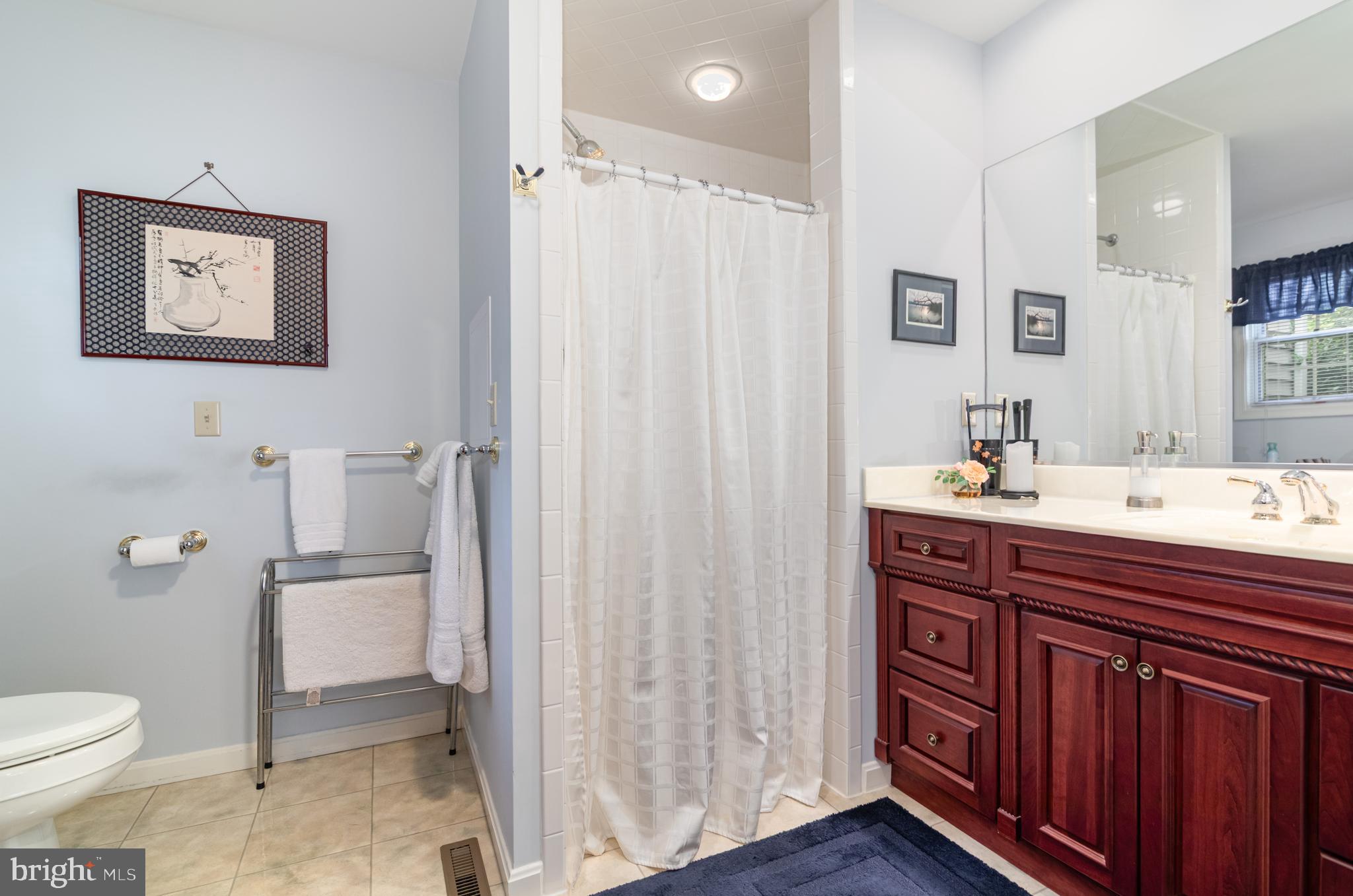 HILLYMEDE - Residential