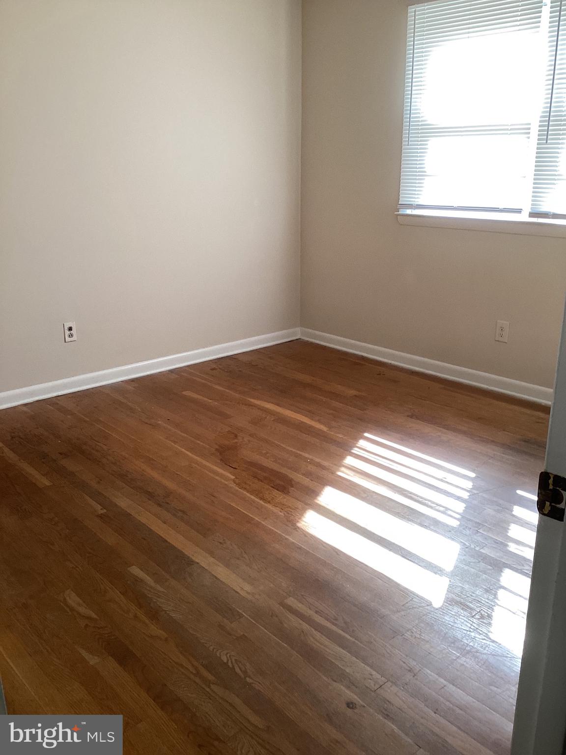 INDIAN VILLAGE IND HEAD - Residential Lease