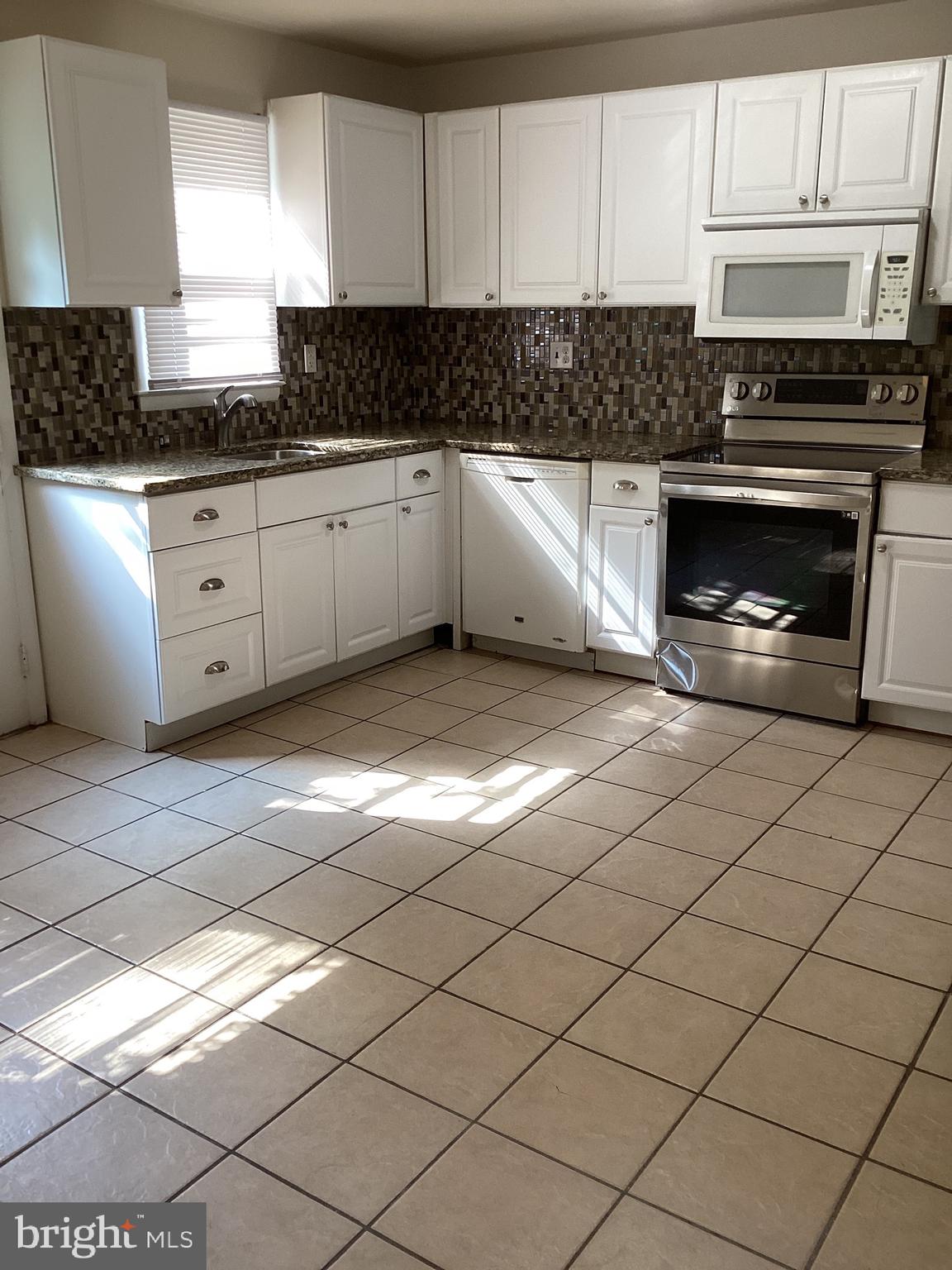 INDIAN VILLAGE IND HEAD - Residential Lease