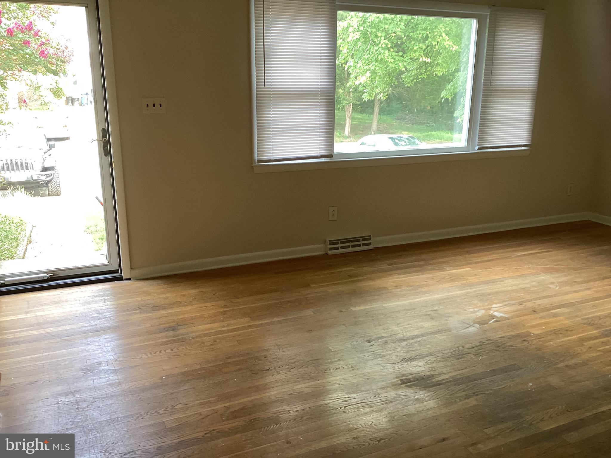 INDIAN VILLAGE IND HEAD - Residential Lease