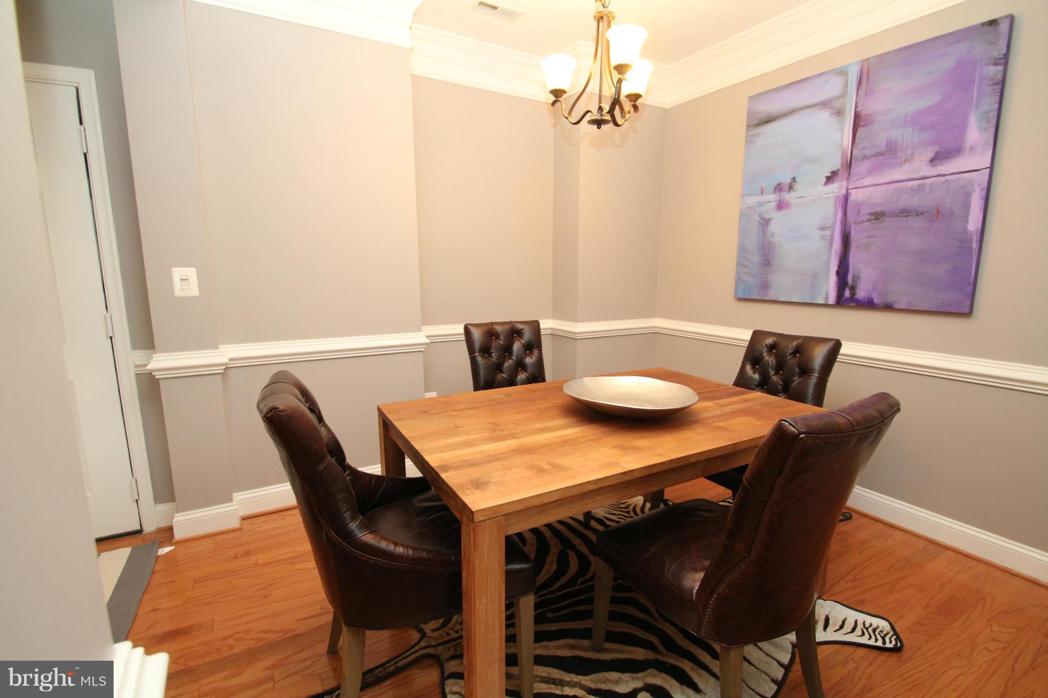 OLD TOWN CRESCENT - Residential