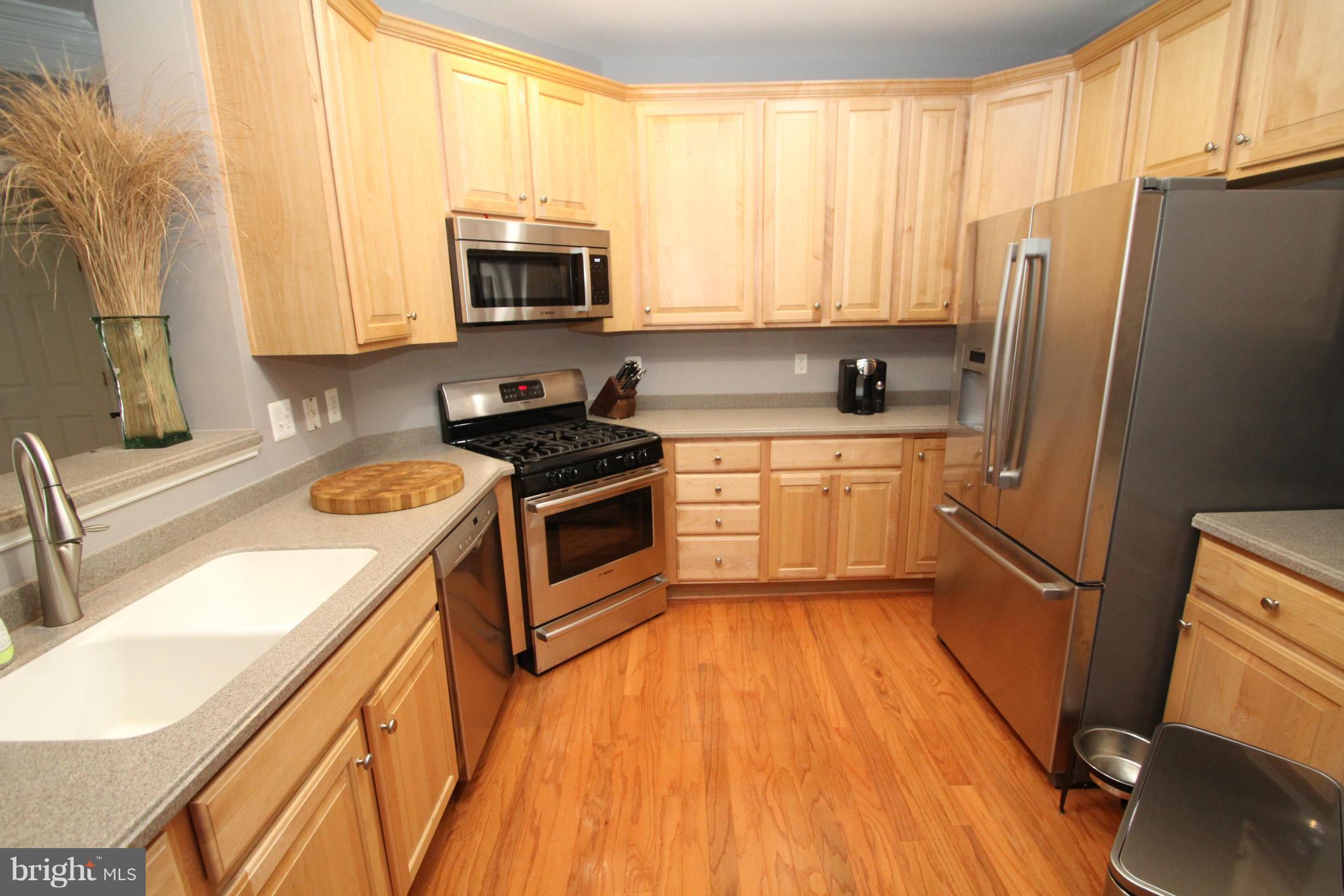 OLD TOWN CRESCENT - Residential