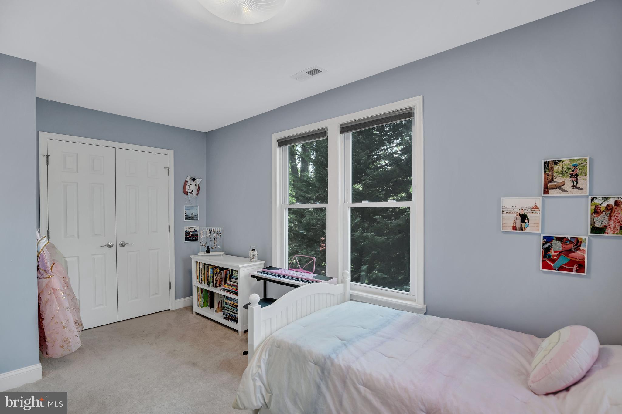 BEVERLY HILLS - Residential Lease