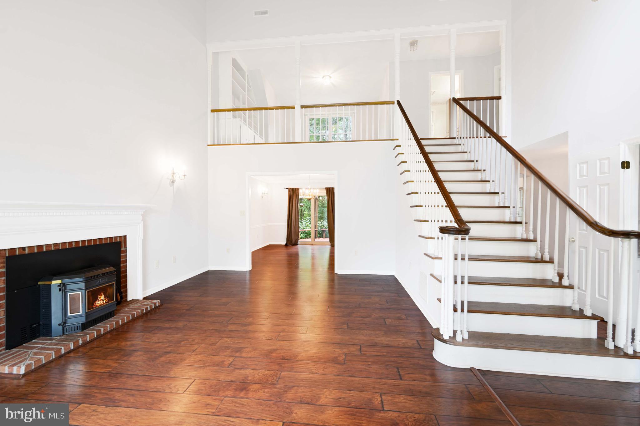 FOXCHASE - Residential