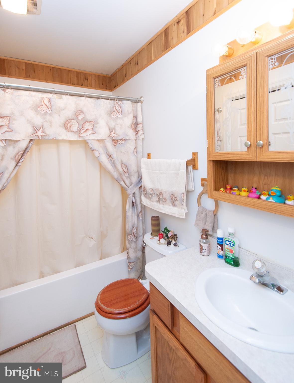 TWO JOHNS - Residential