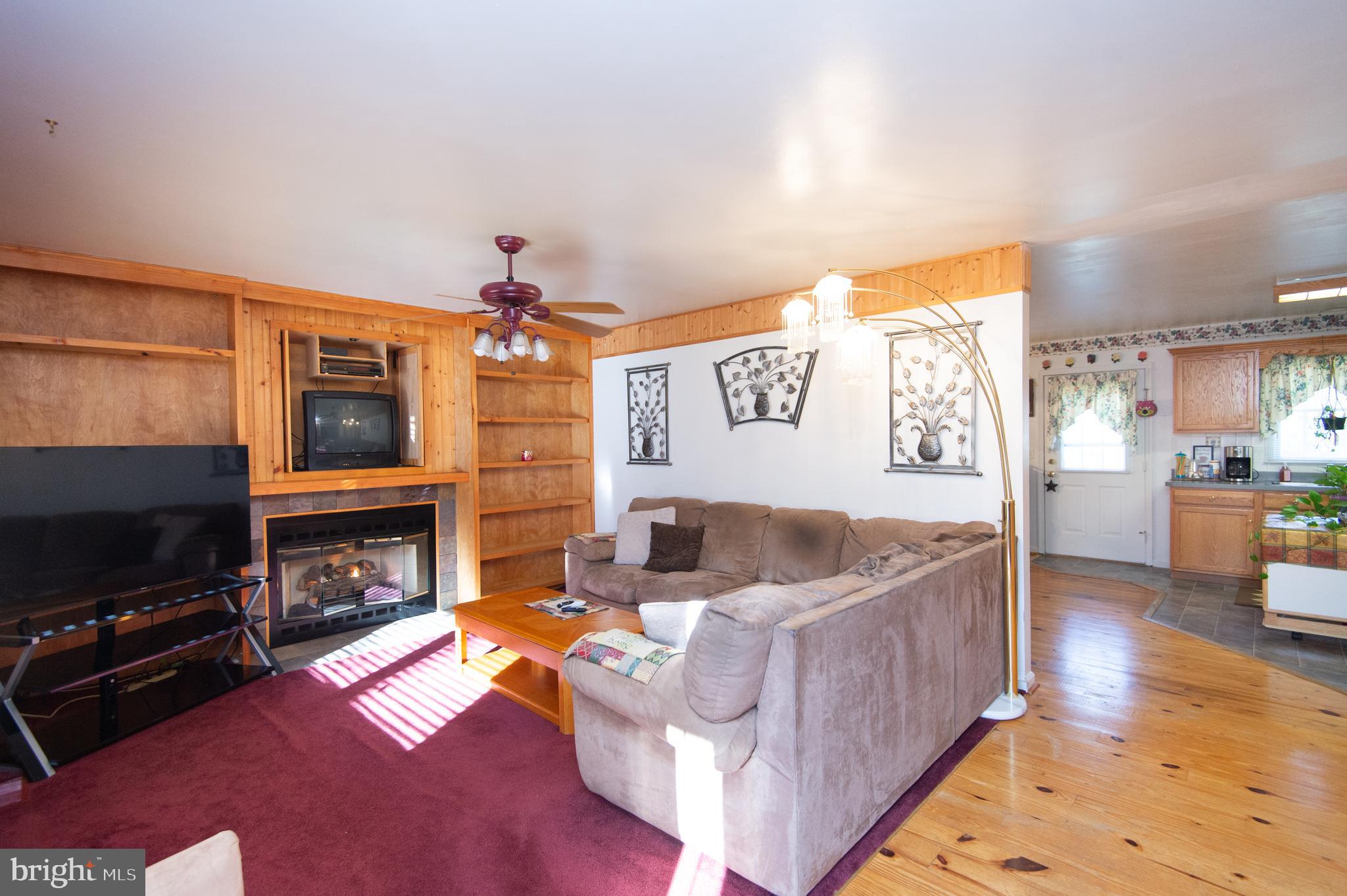 TWO JOHNS - Residential