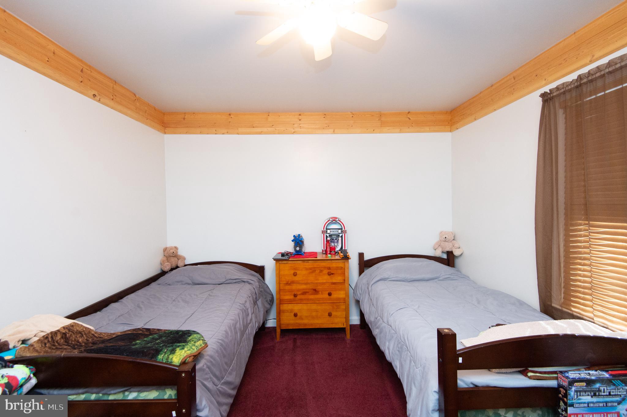 TWO JOHNS - Residential